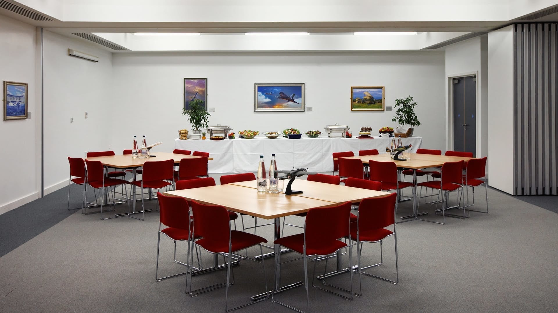 Photo of IWM Duxford, Concorde Suite