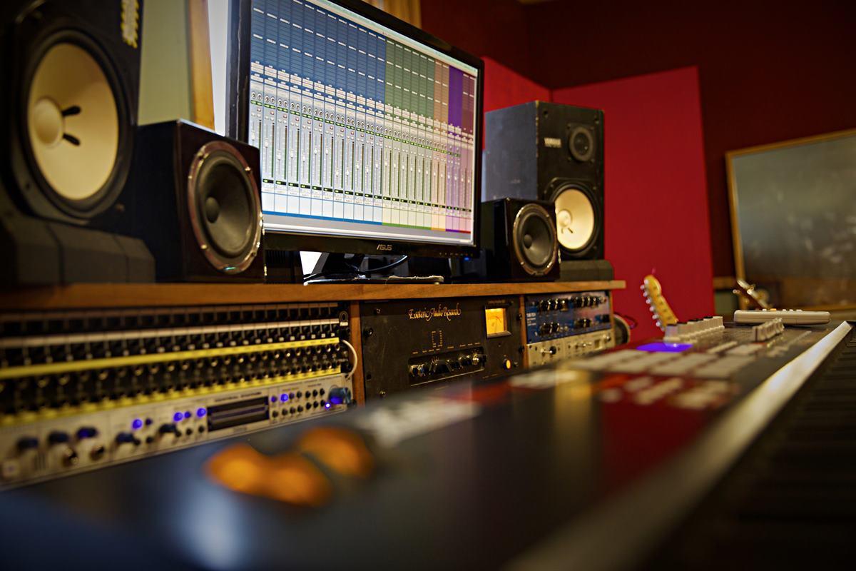 Music 7 Studios, Exclusive Hire photo #0