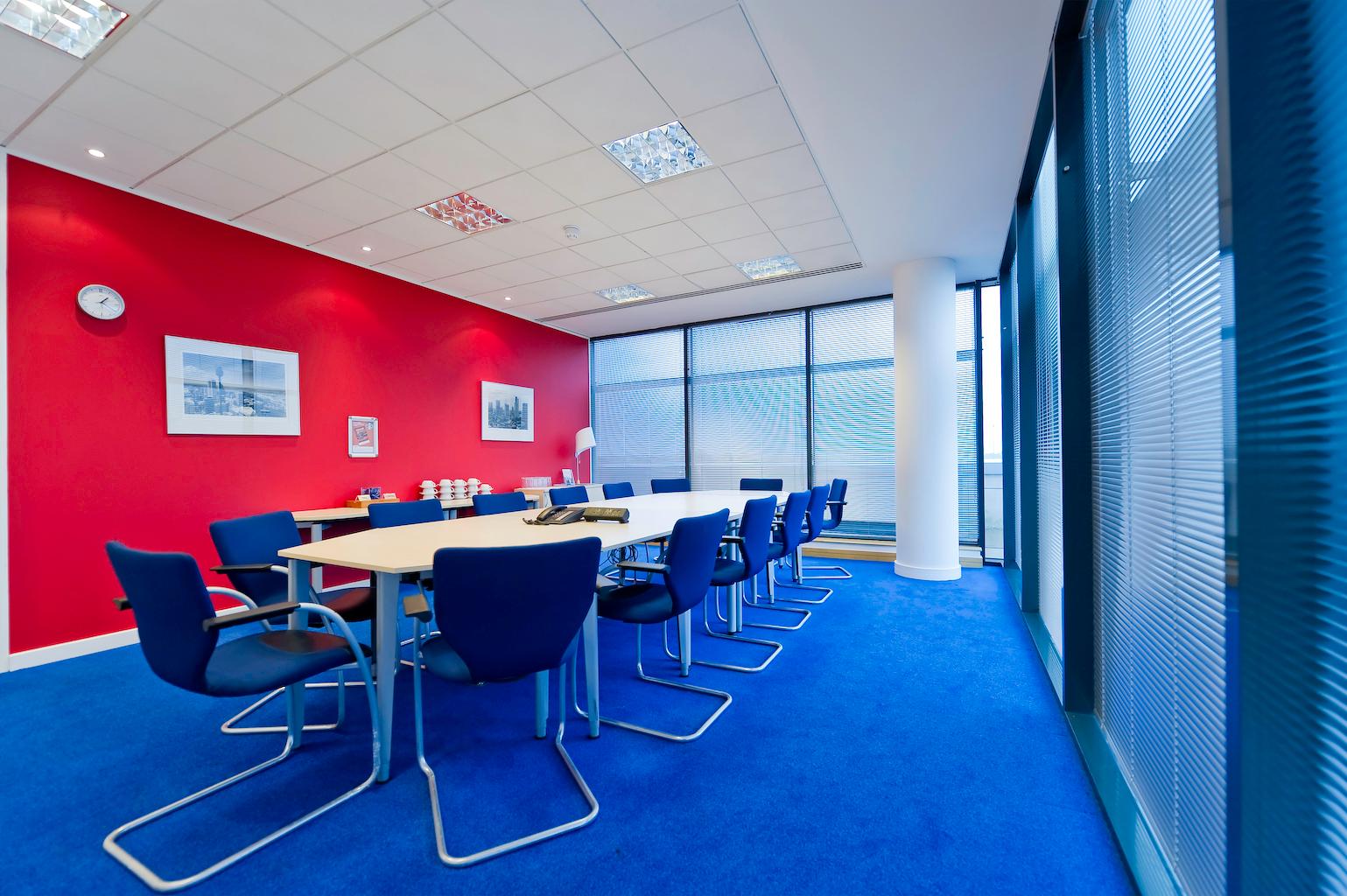 Tuscany, Regus Manchester Business Park photo #1