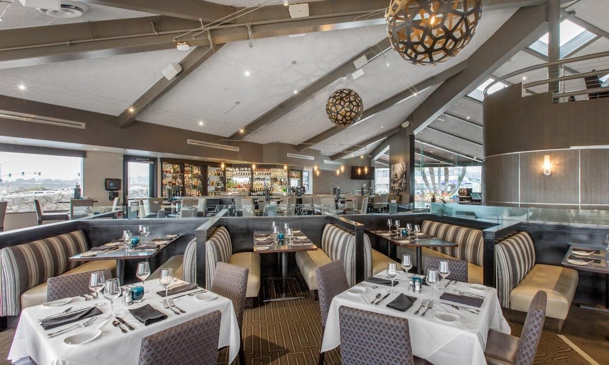 Dining Area, Chart House Restaurant - Cardiff photo #1