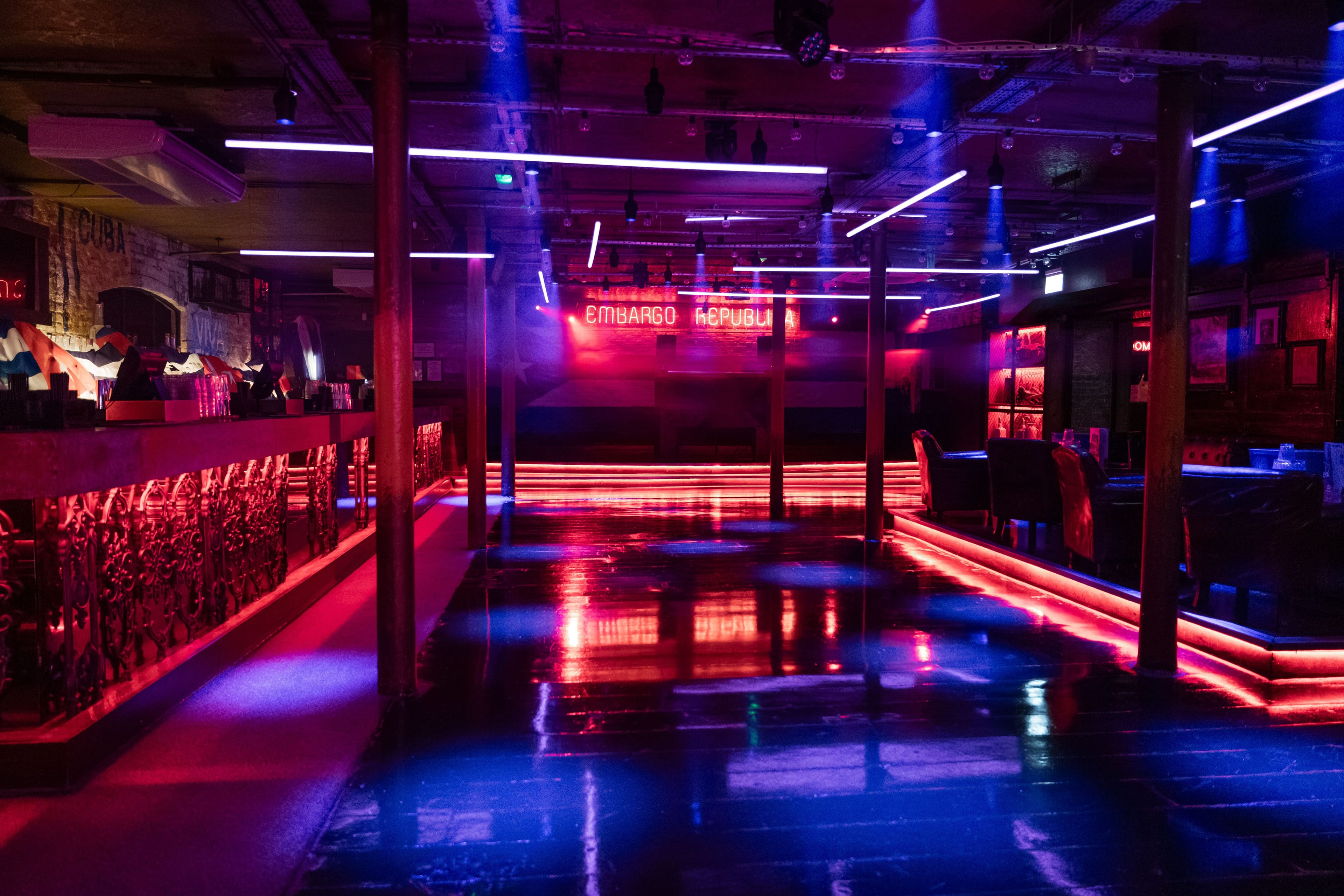 Photo of Embargo Republica, Full Venue