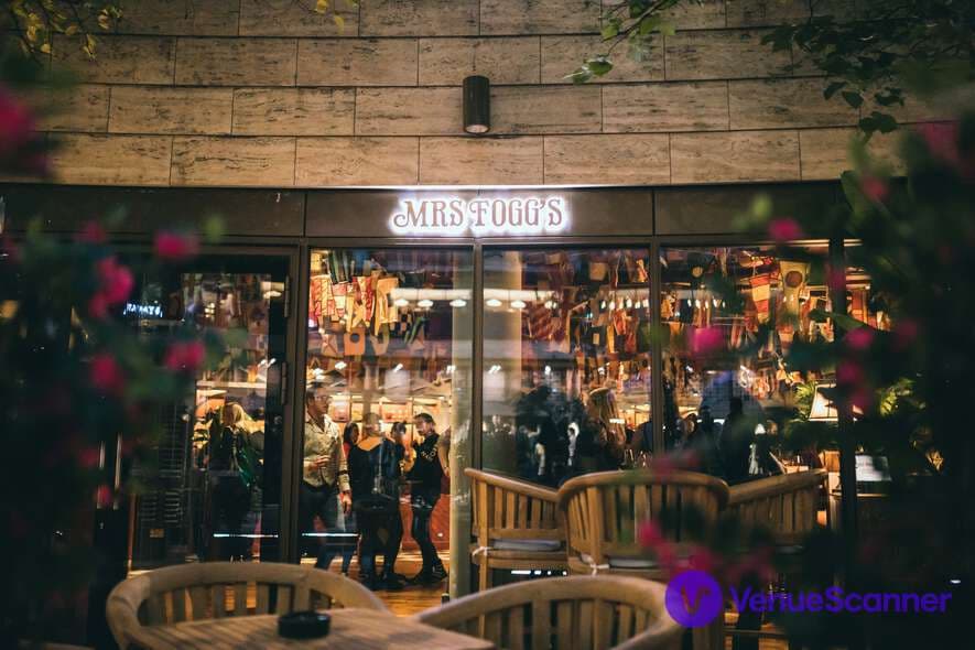 Mrs Fogg’s Dockside Drinkery & Distillery photo #3