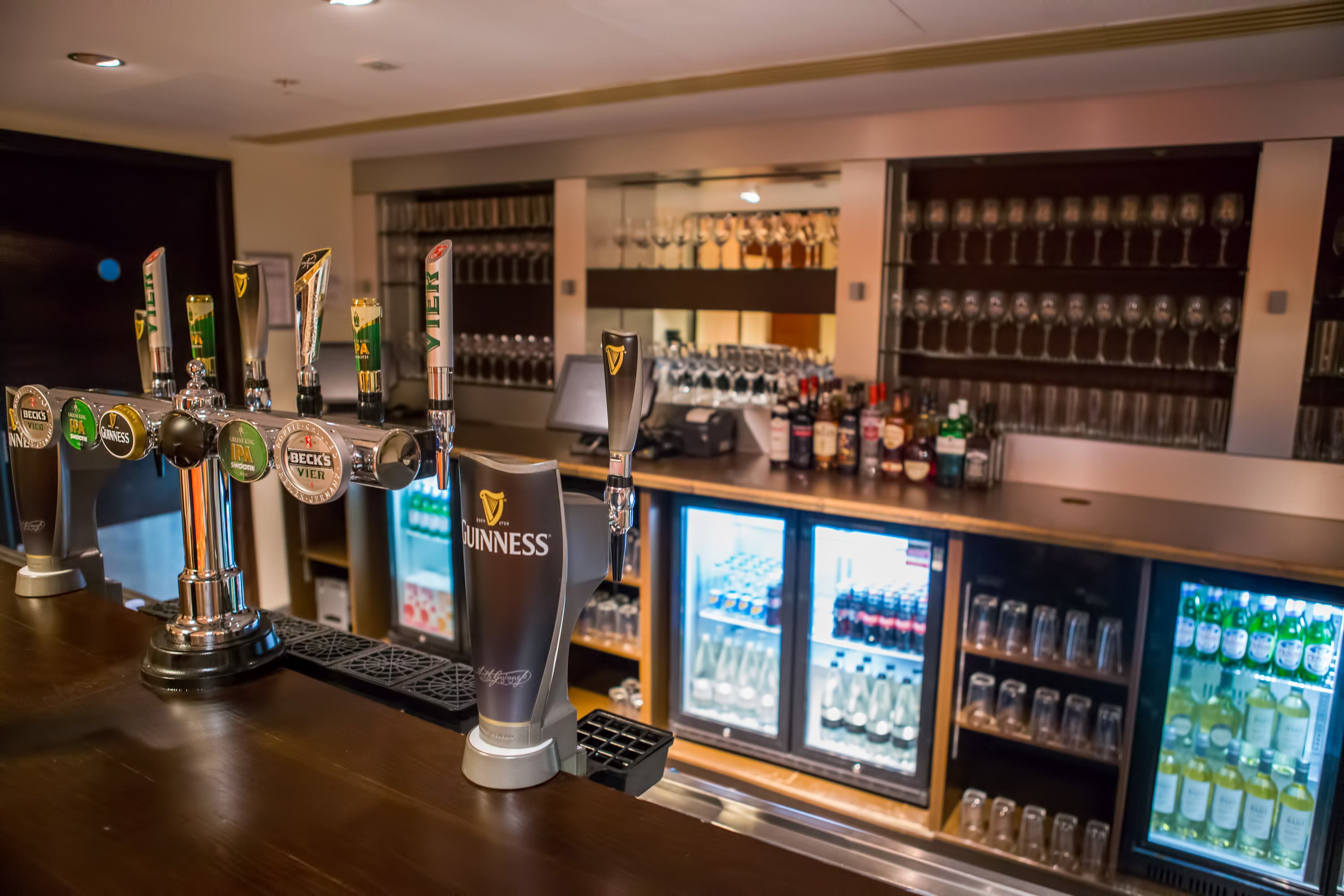 Allianz Stadium, Twickenham, Shakespeare 2 photo #2