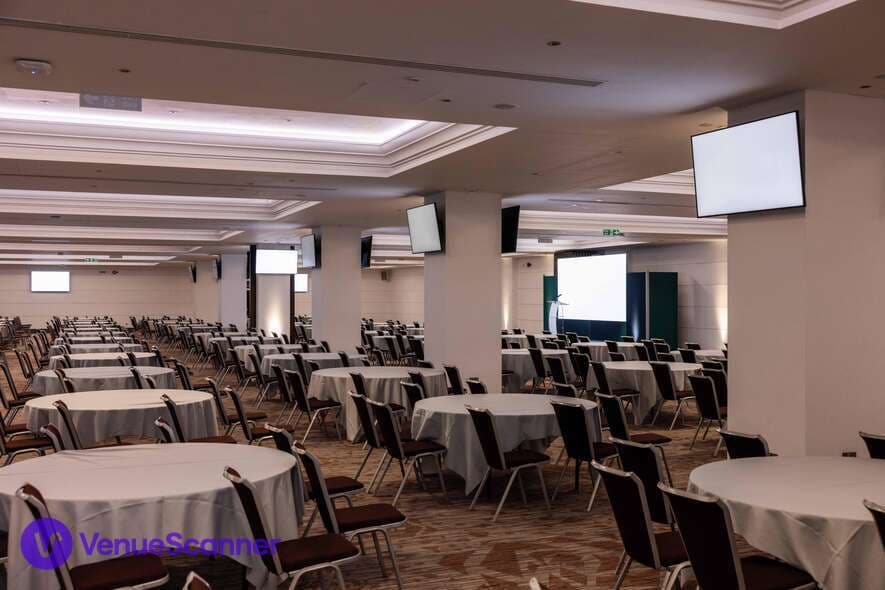 Rose 2, Allianz Stadium, Twickenham photo #1