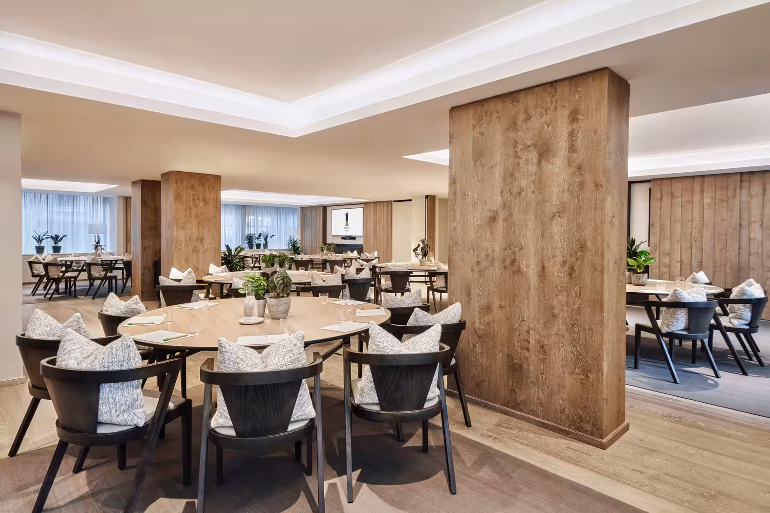 Photo of 1 Hotel Mayfair, Nightingale