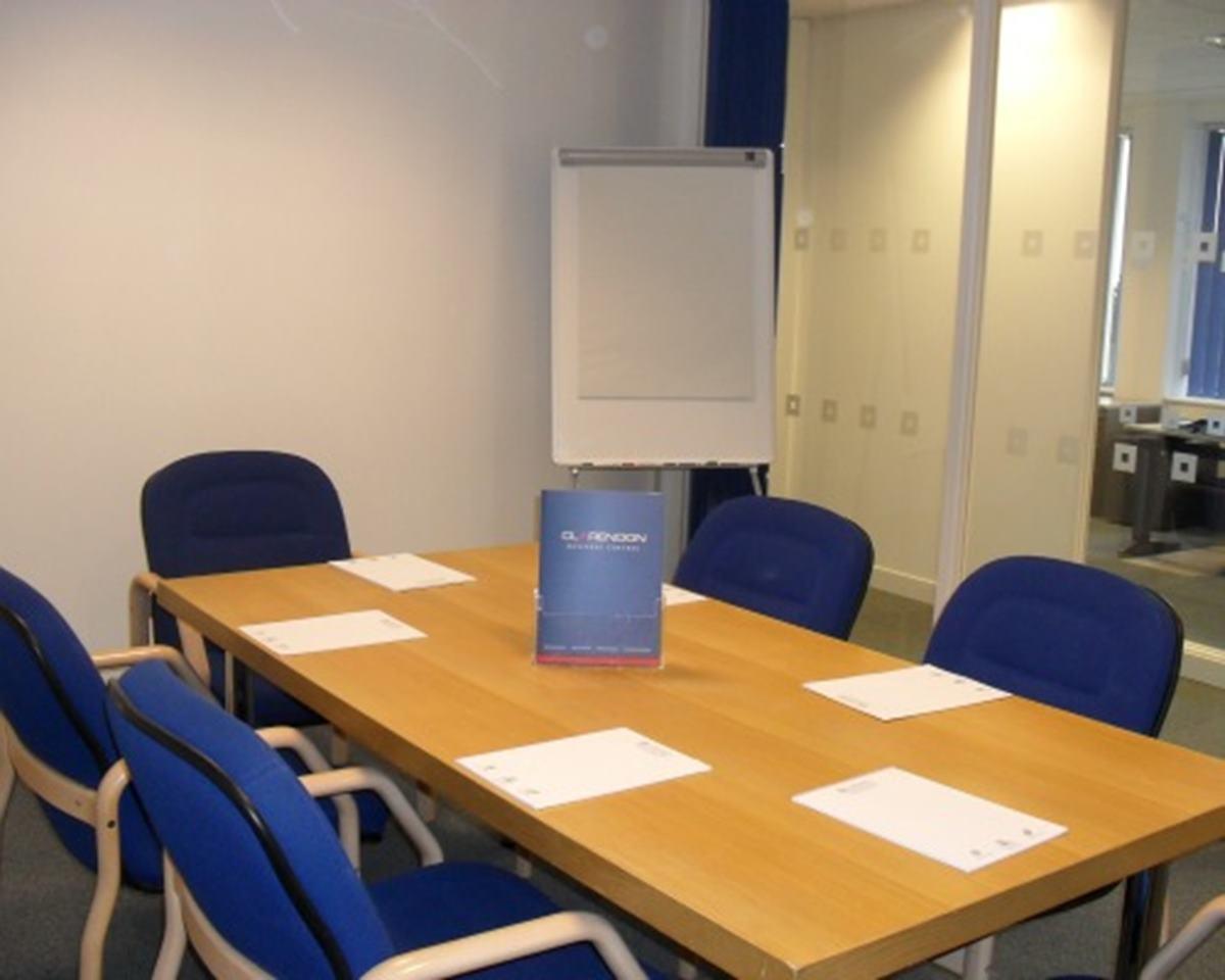 Clarendon Business Centres Airfield House, Meeting Room photo #1