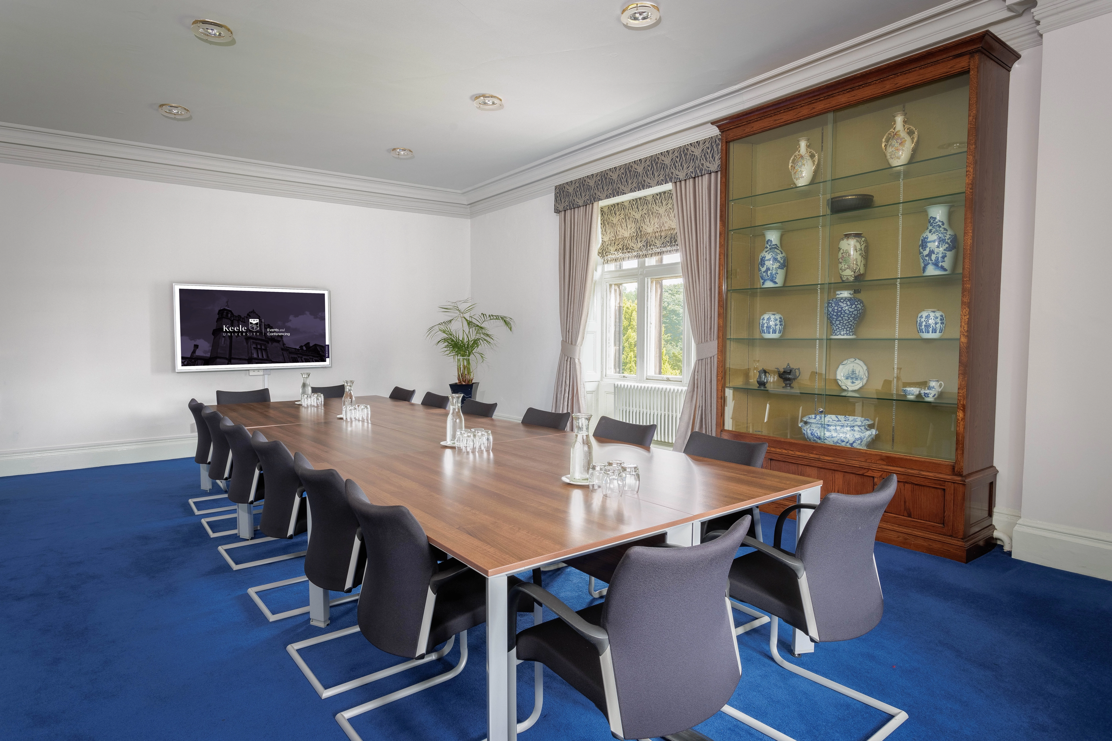 Photo of Keele Hall, Staffordshire