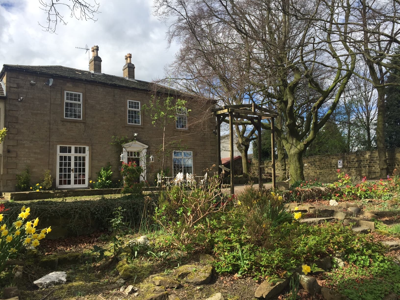 Photo of Healey House Hotel