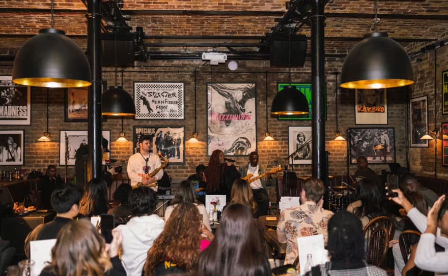 The Dark Horse Camden, The Lounge photo #2