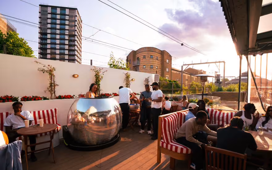 Roof Terrace, The Dark Horse Camden photo #2