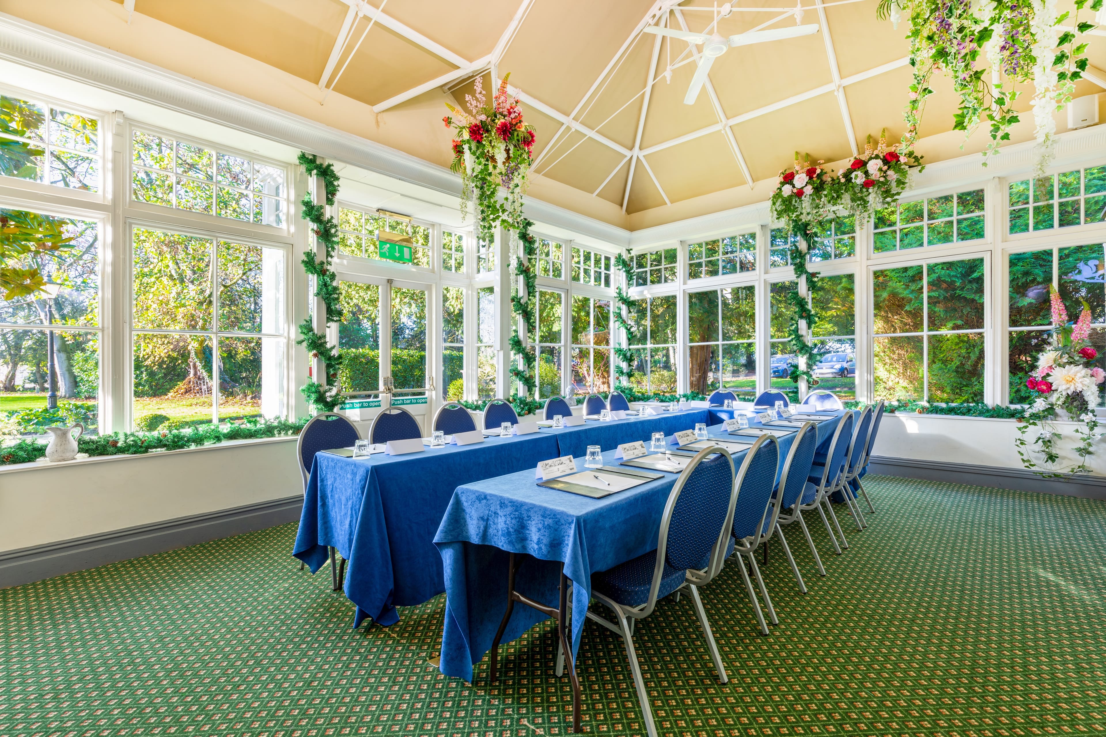 Photo of Woodland Manor Hotel, Conservatory