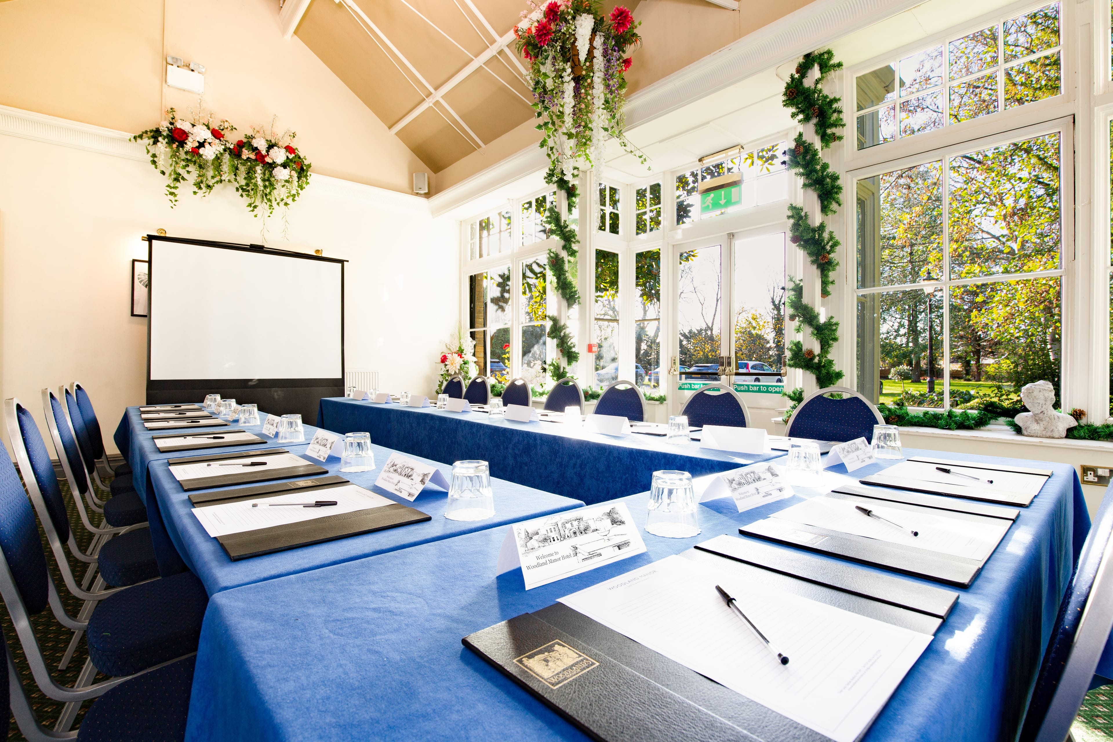 Photo of Woodland Manor Hotel, Conservatory