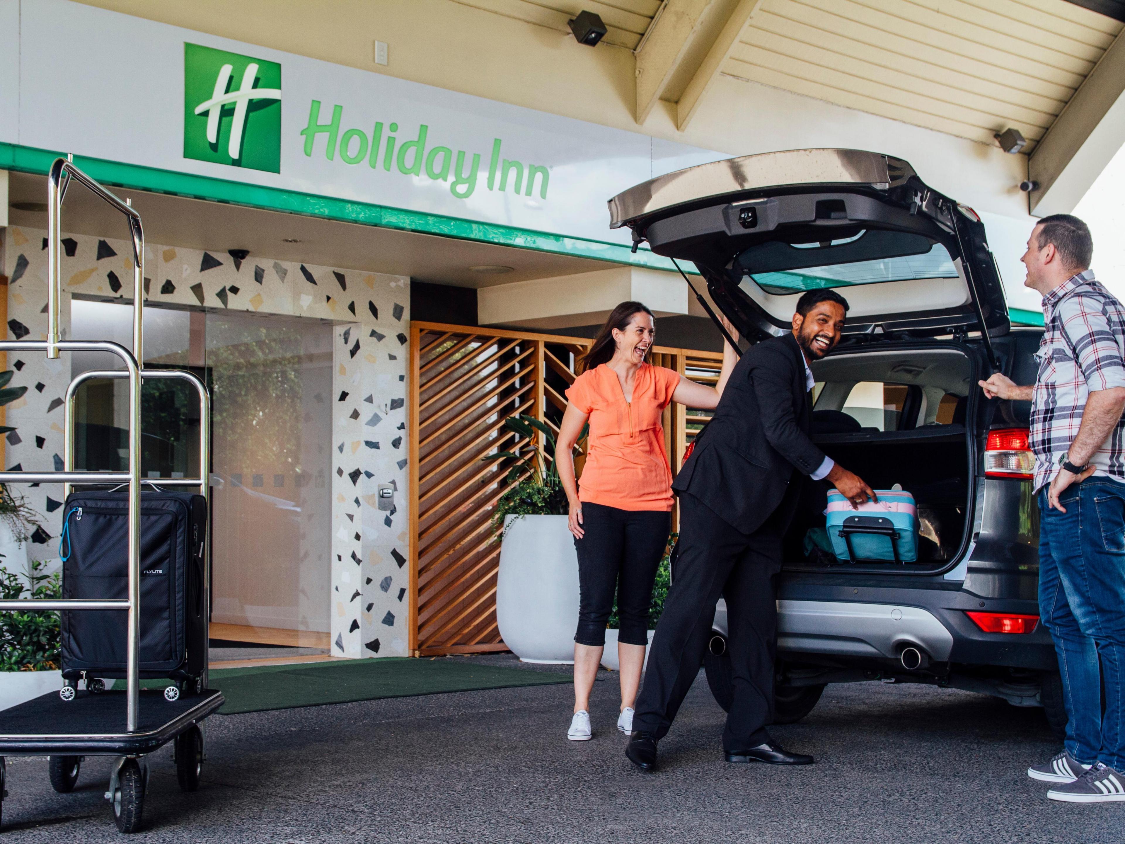 Exclusive Hire, Holiday Inn Auckland Airport photo #2