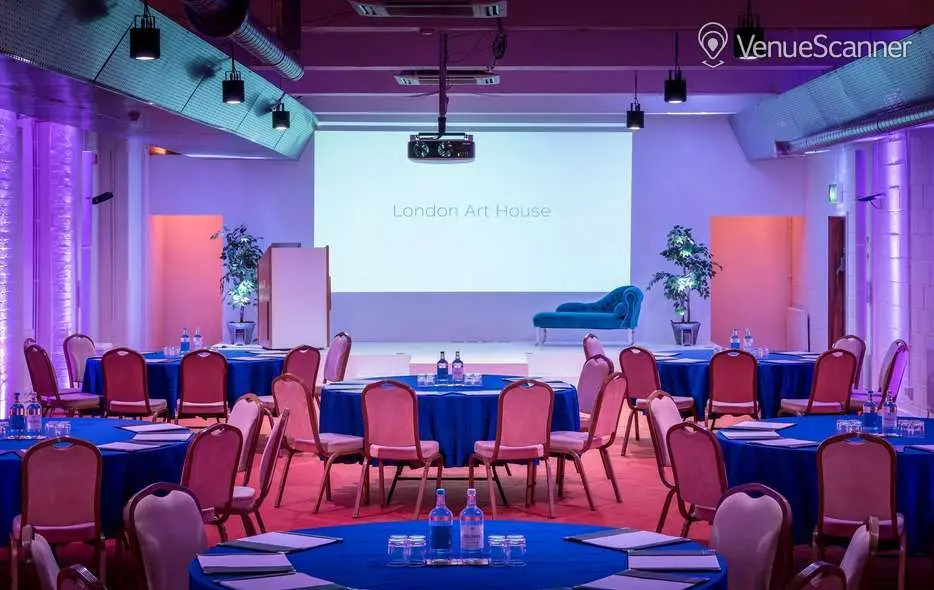 London Art House photo #3