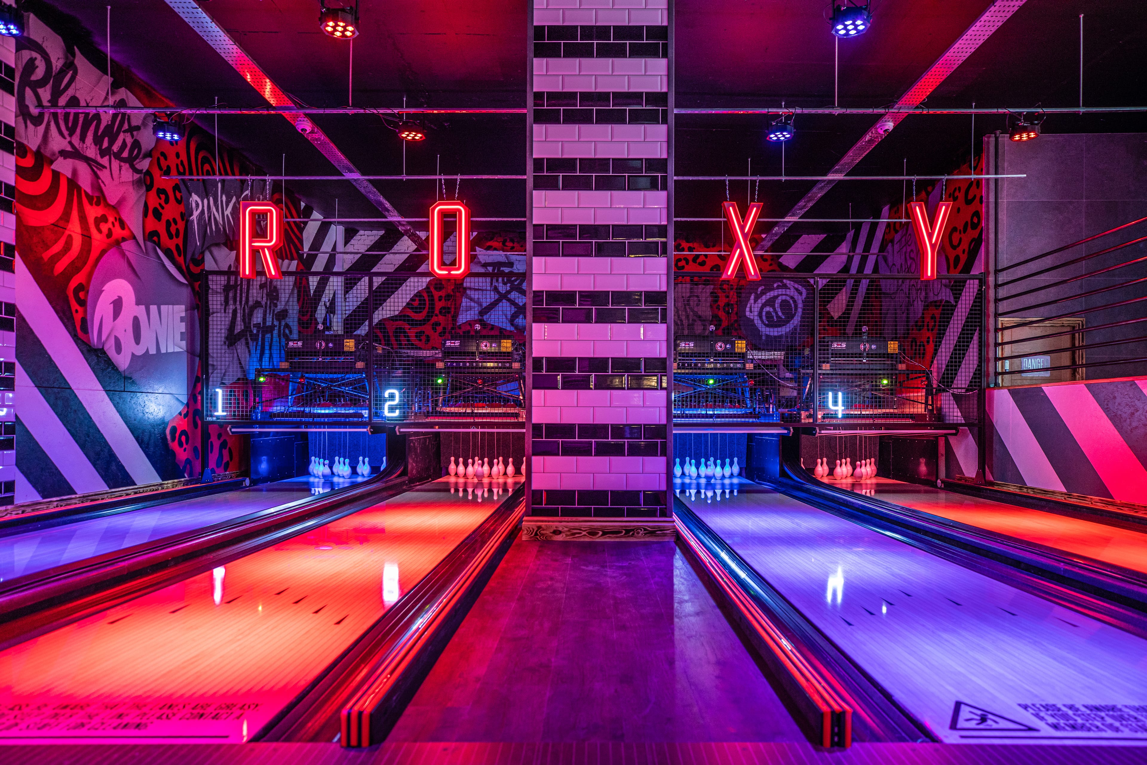 Photo of Roxy Ball Room Sheffield (Charter Sq.), The Full Stage
