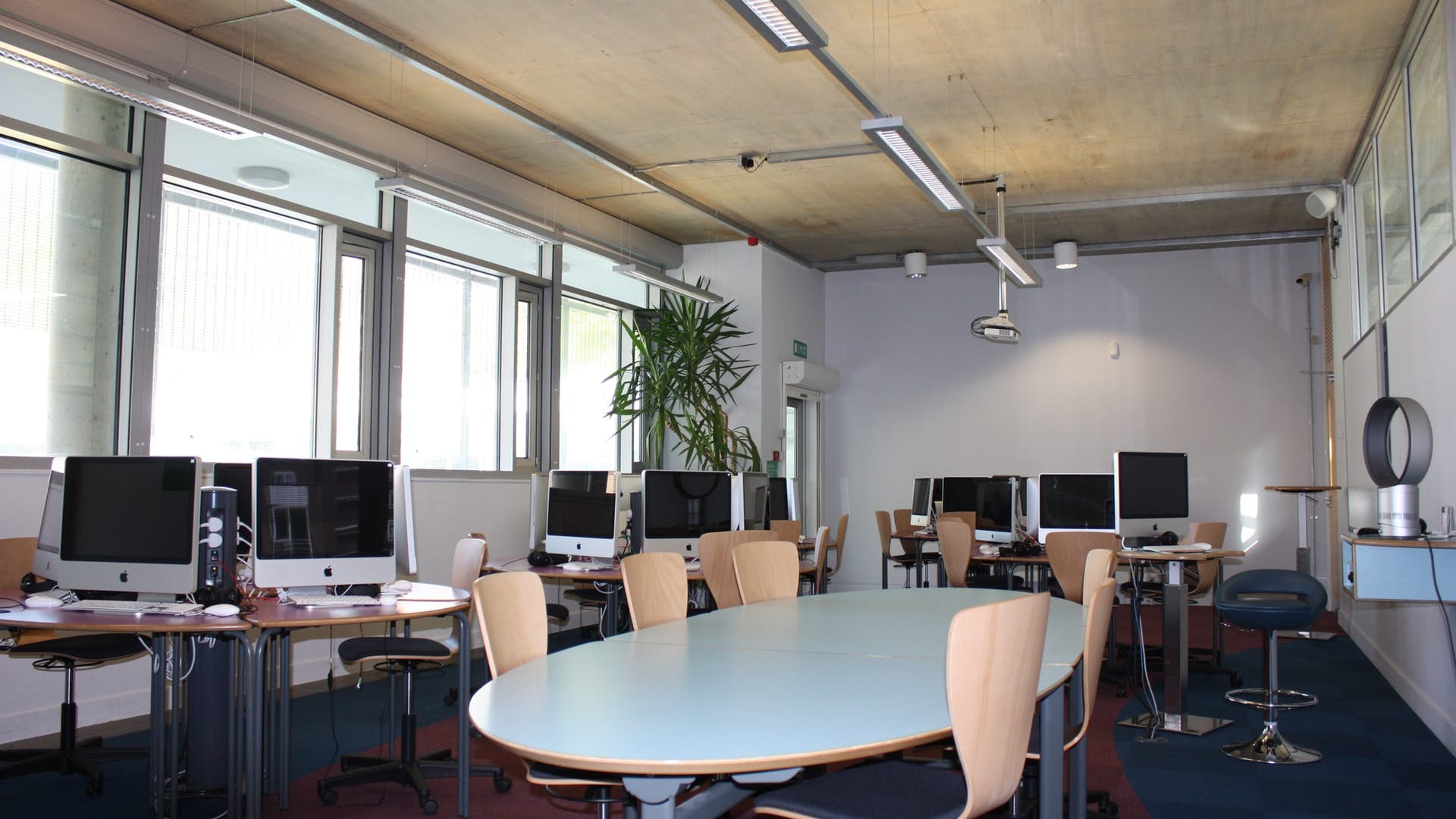 Photo of Camden City Learning Centre, Mac Room