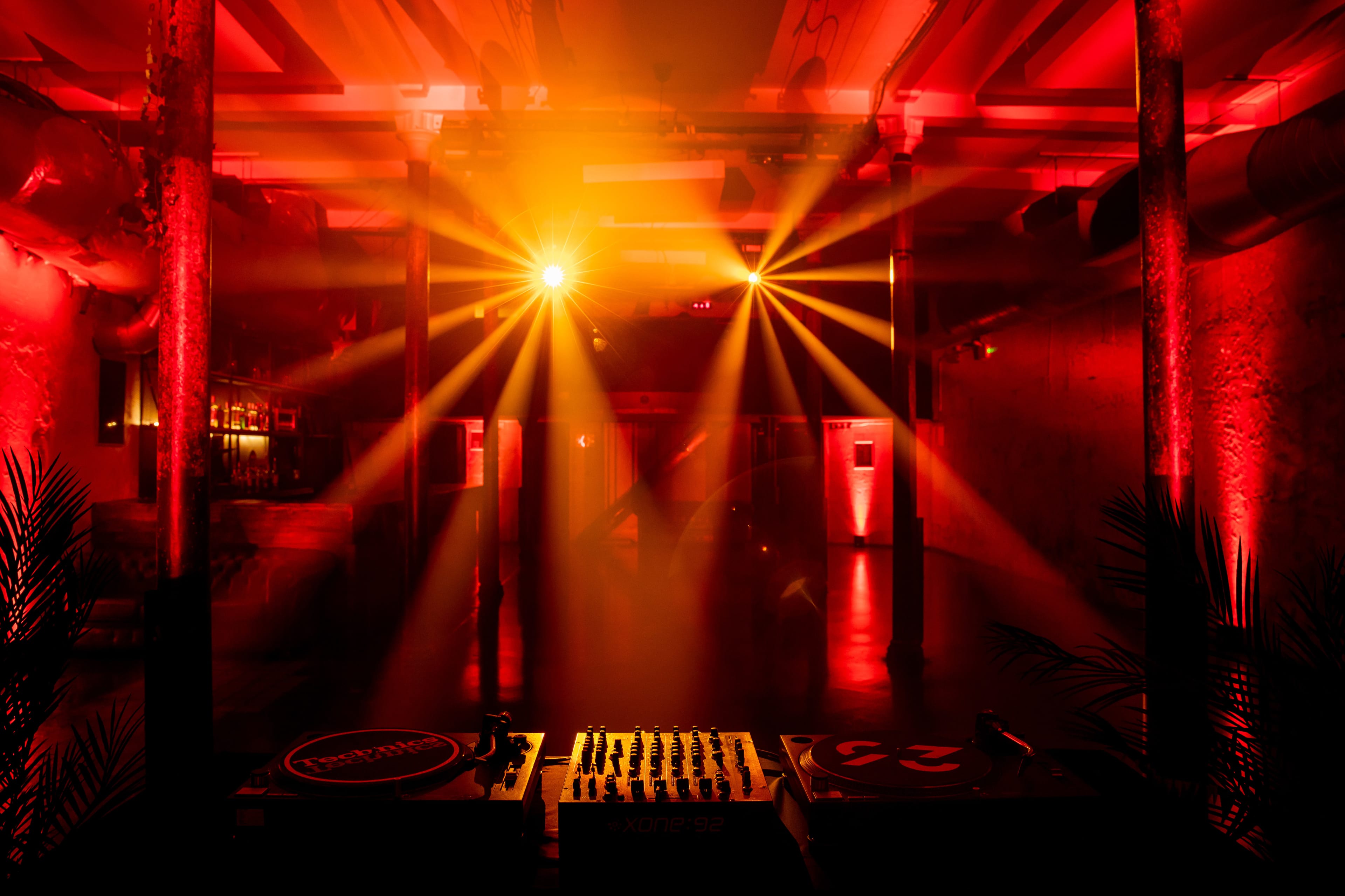 Photo of 93 Feet East, Live Room