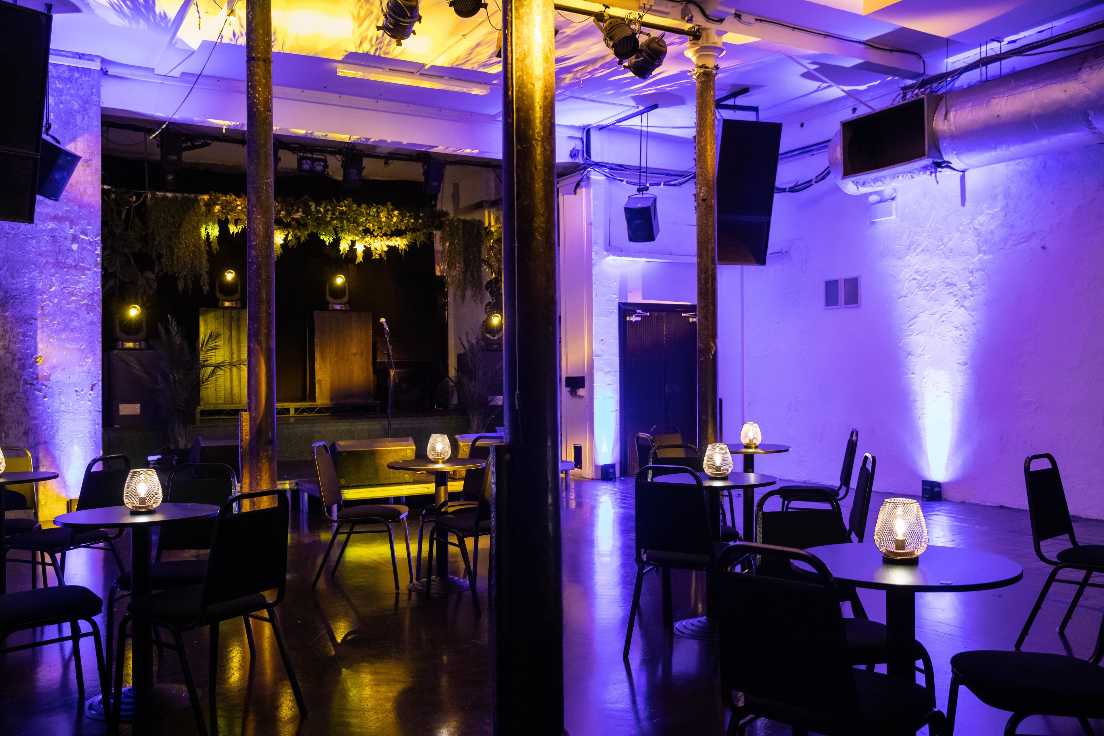 Photo of 93 Feet East, Live Room