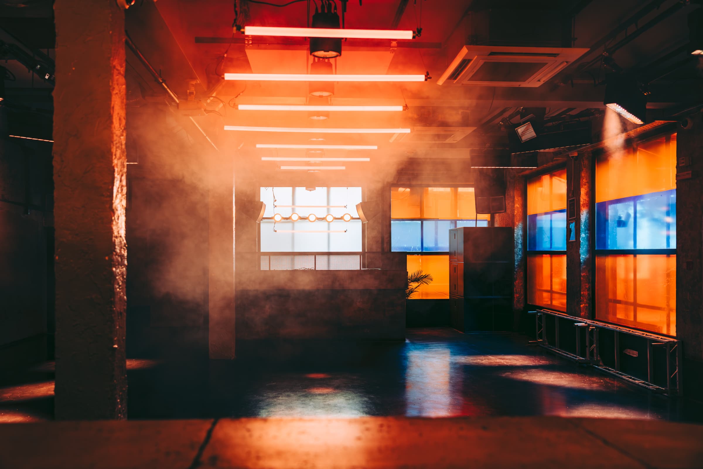 Main Room, 93 Feet East photo #3