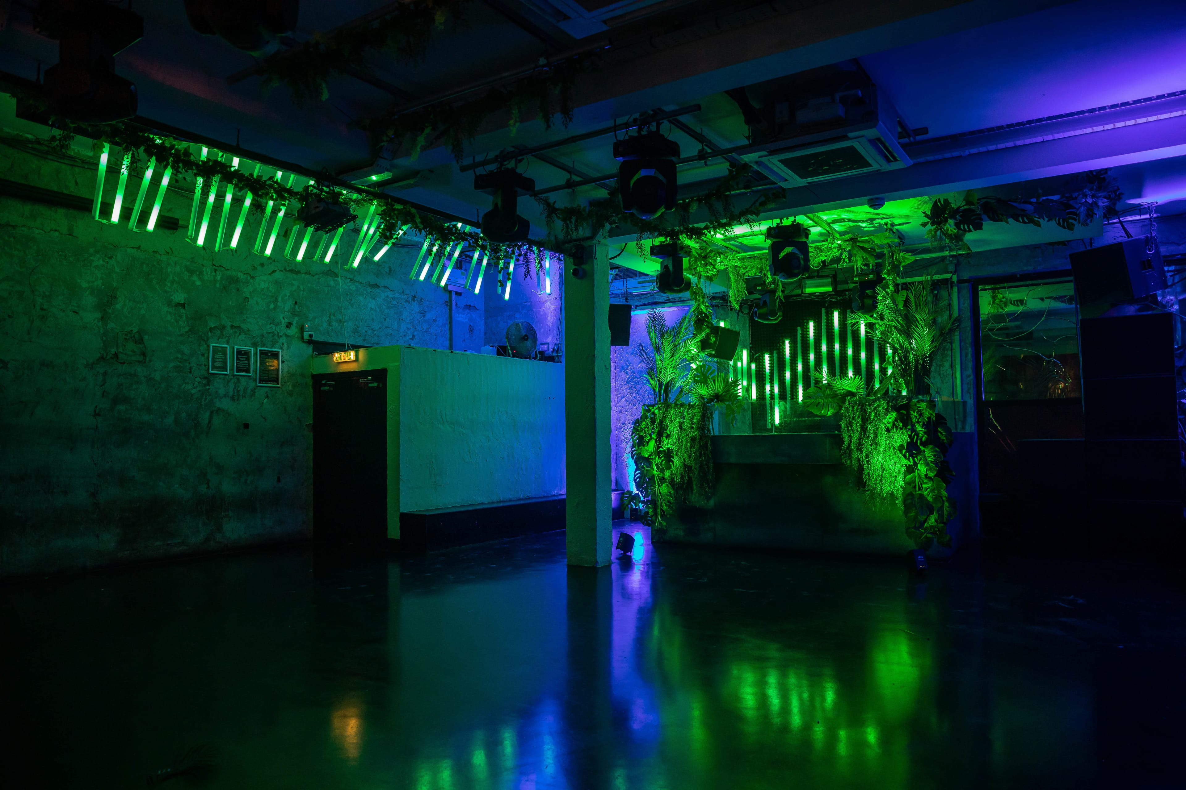 Photo of 93 Feet East, Main Room