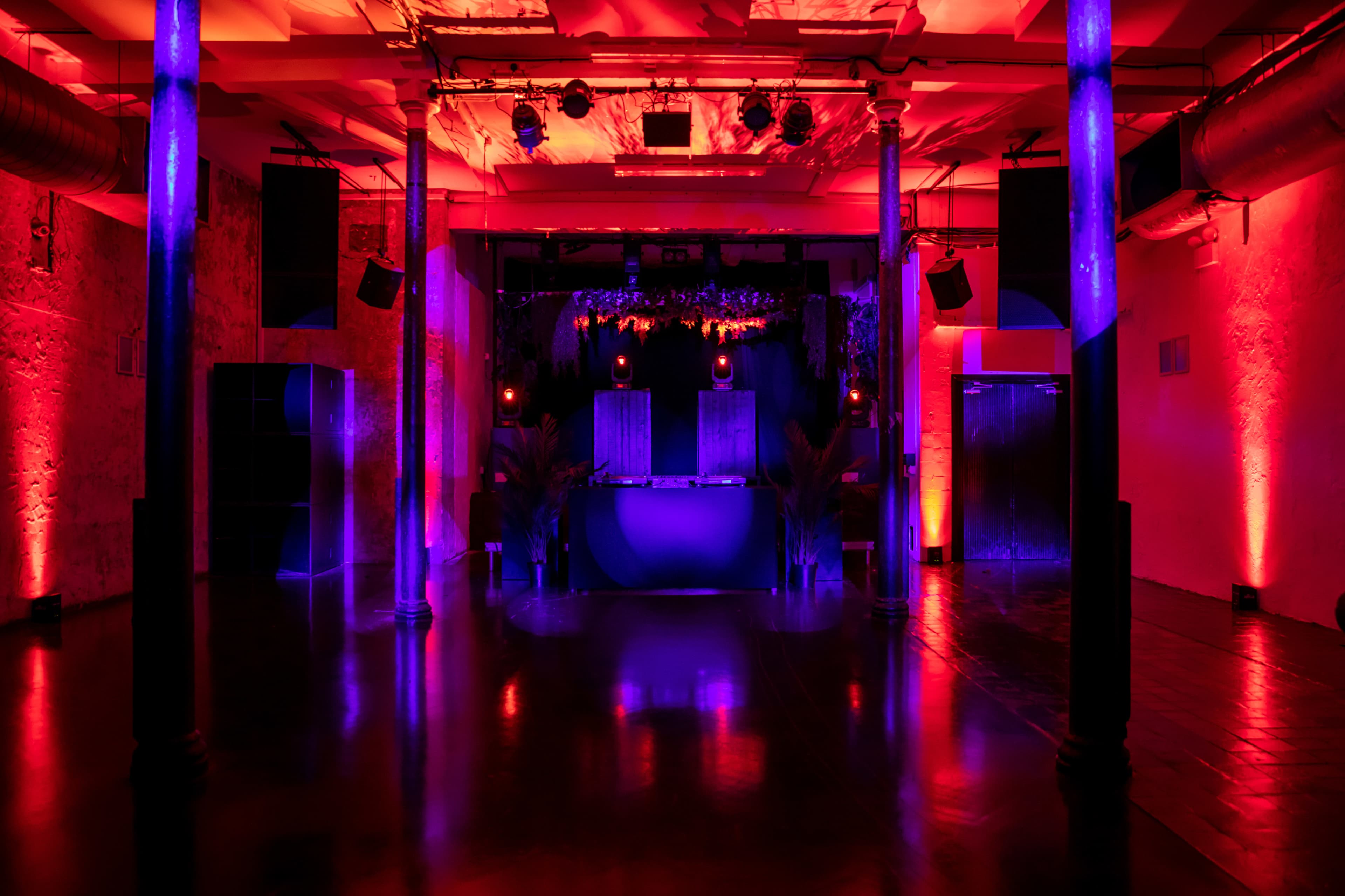 Live Room, 93 Feet East photo #24