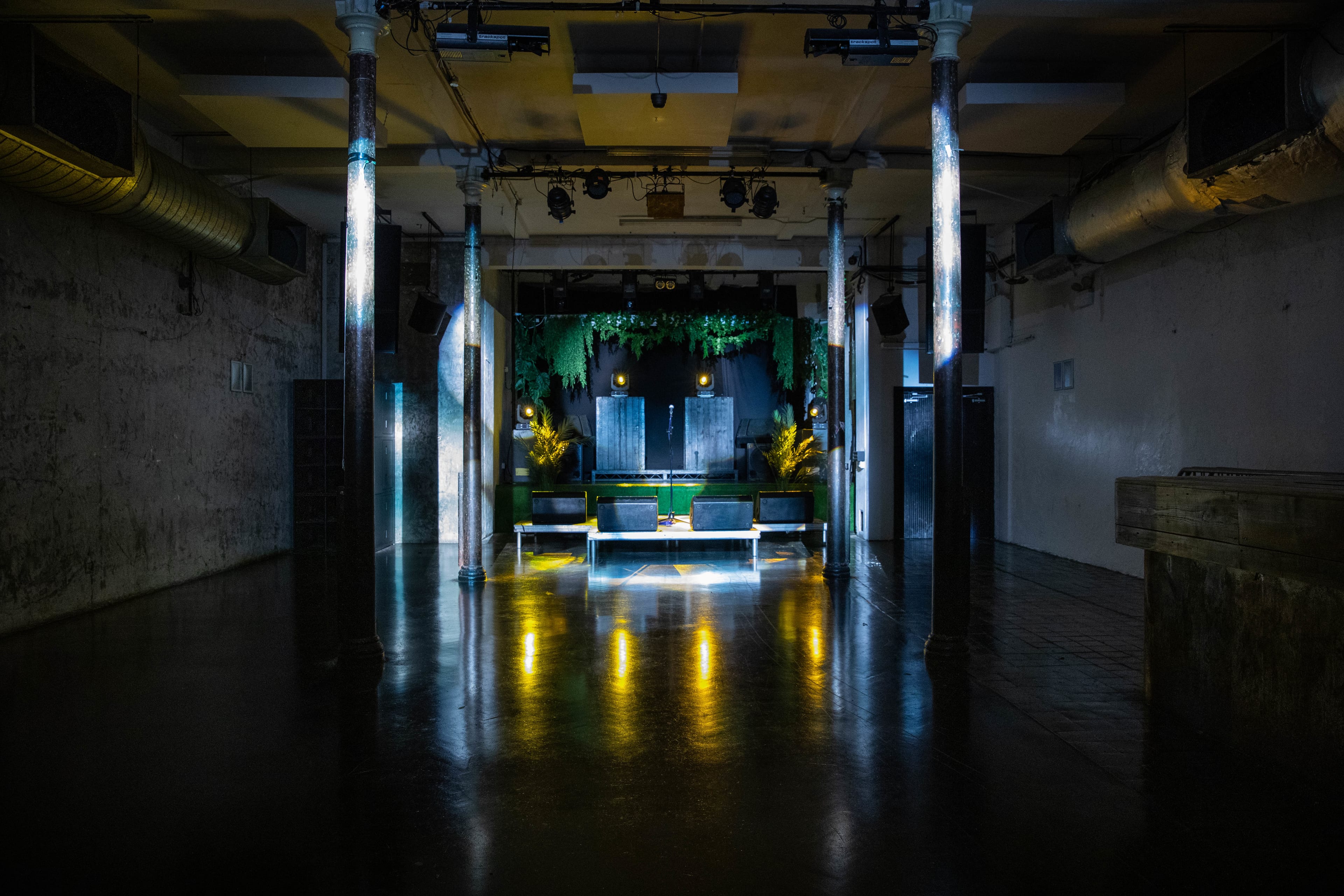 Photo of 93 Feet East, Live Room