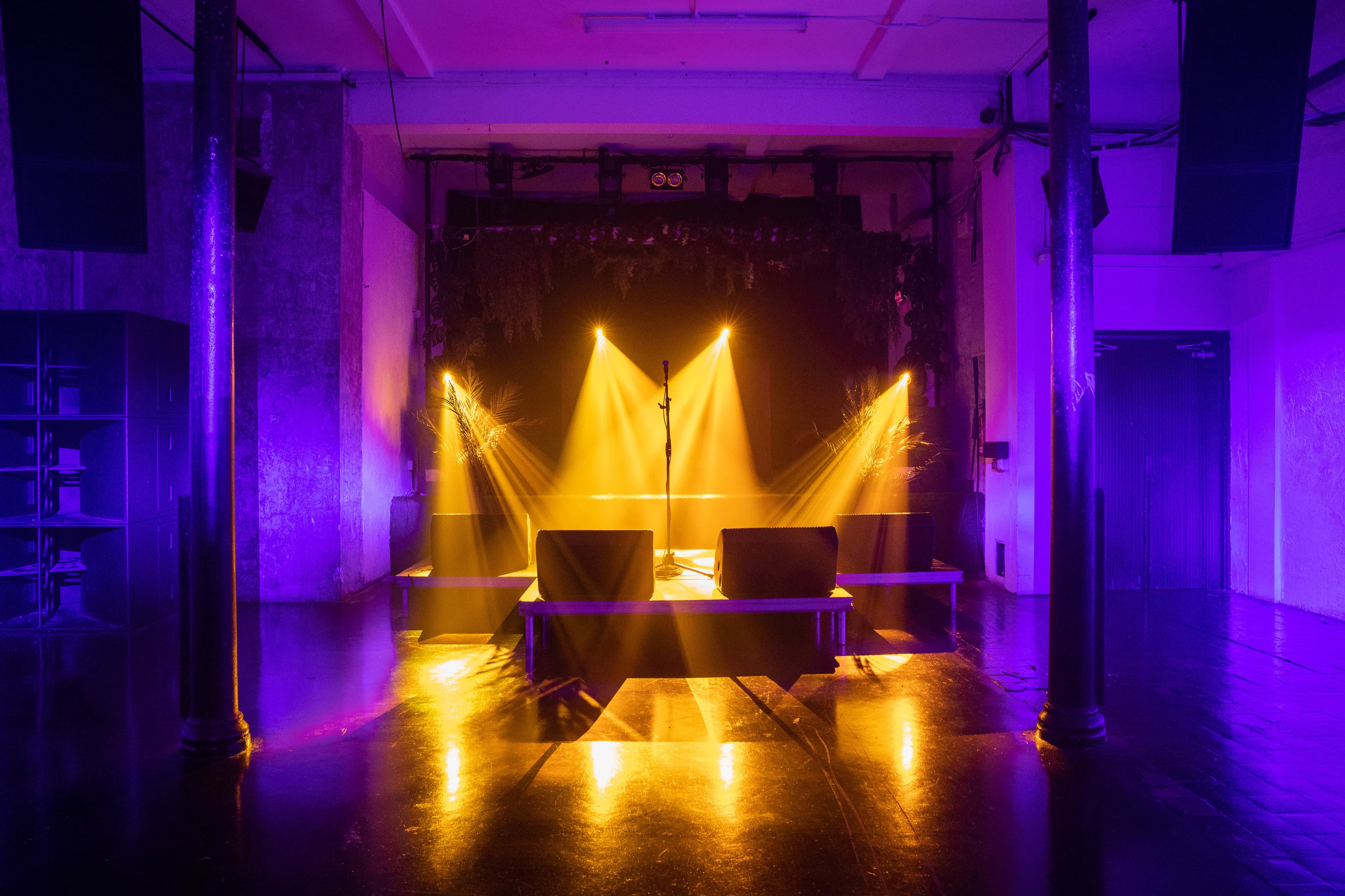 Live Room, 93 Feet East photo #19