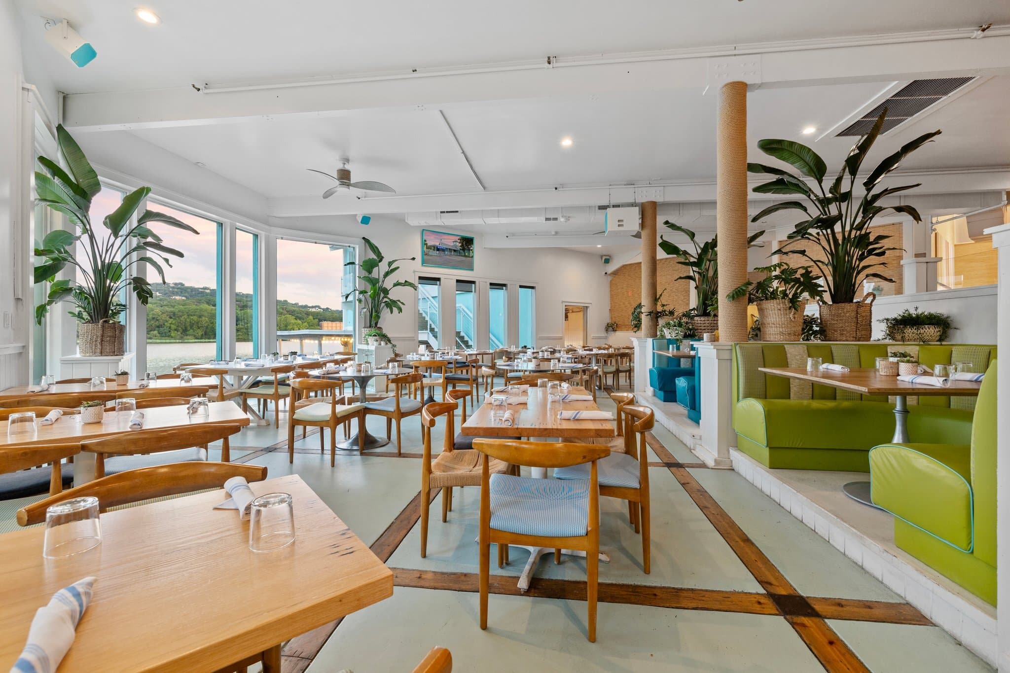 Quince Lakehouse, Event Venue photo #2