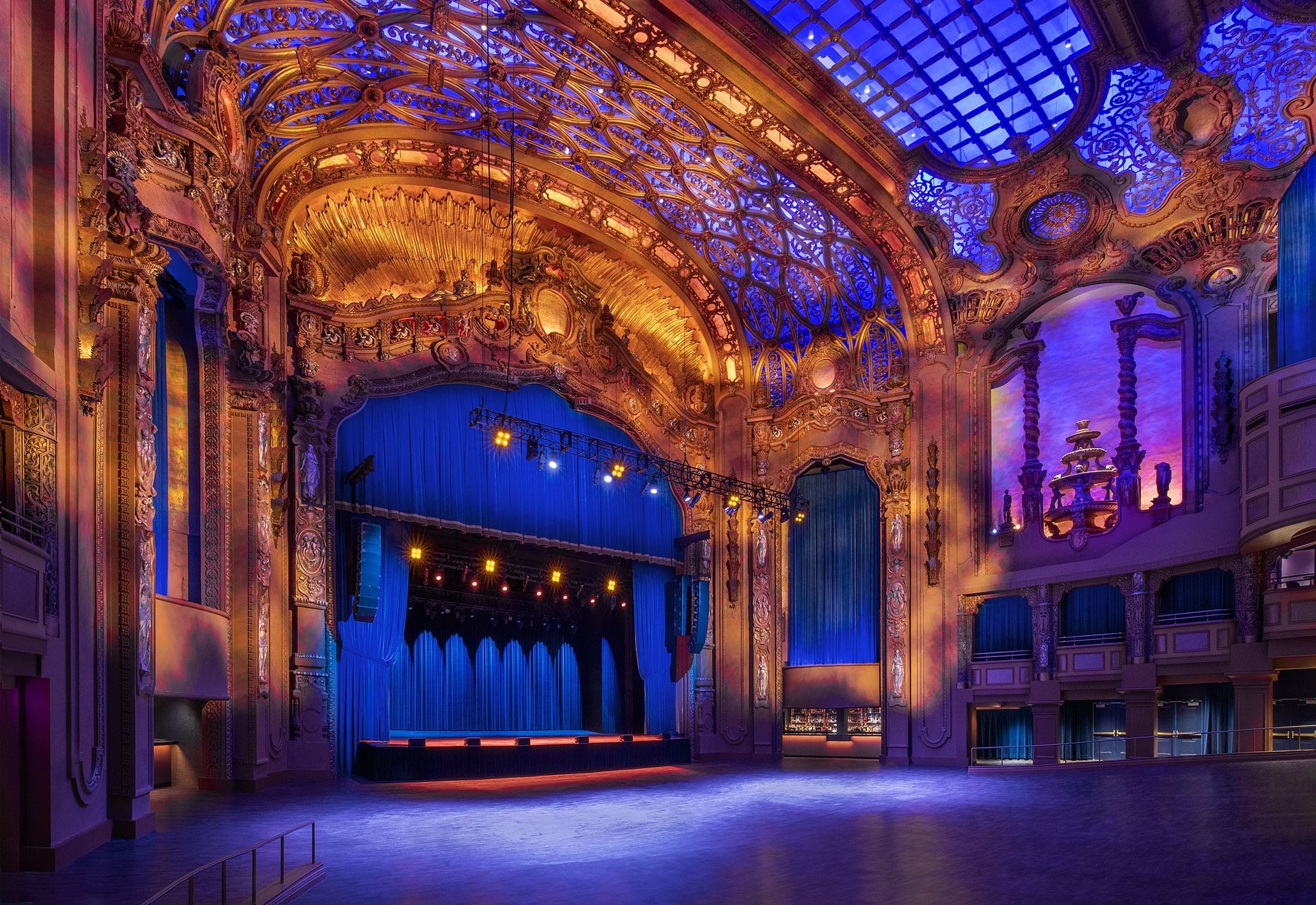 Photo of Brooklyn Paramount, Music Hall Balcony