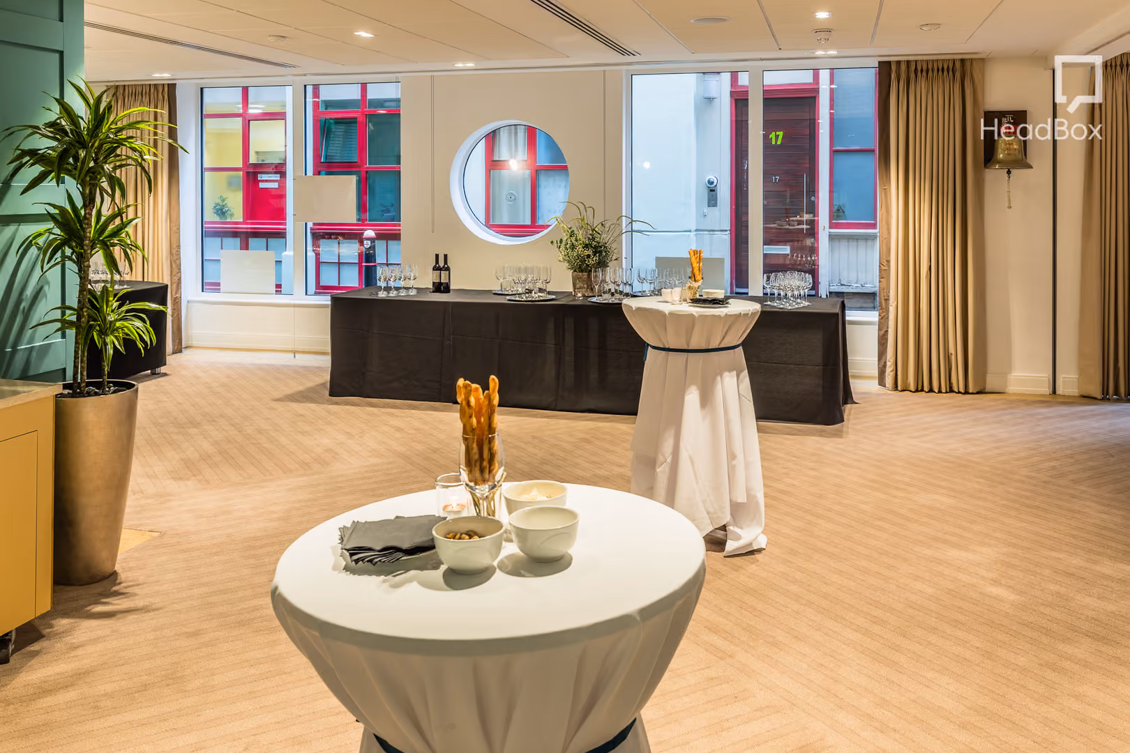 Court Room And Reception Area, Farmers & Fletchers In The City photo #7