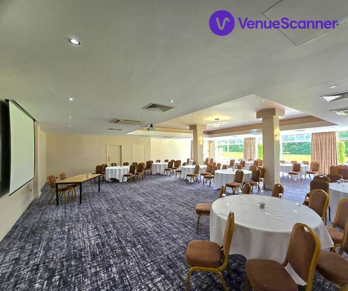 Hollingbourne Suite, Mercure Maidstone Great Danes Hotel photo #1