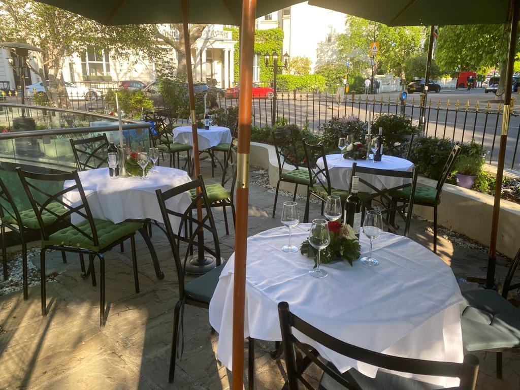 Photo of Amelia, Terrace