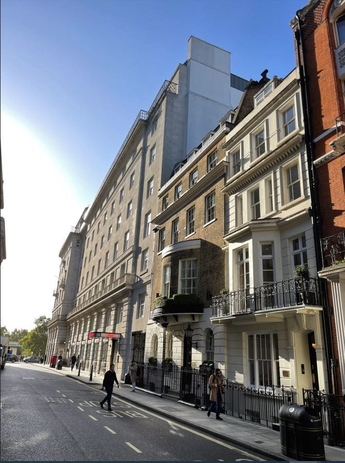Photo of 7 Stratton Street, The Boardroom