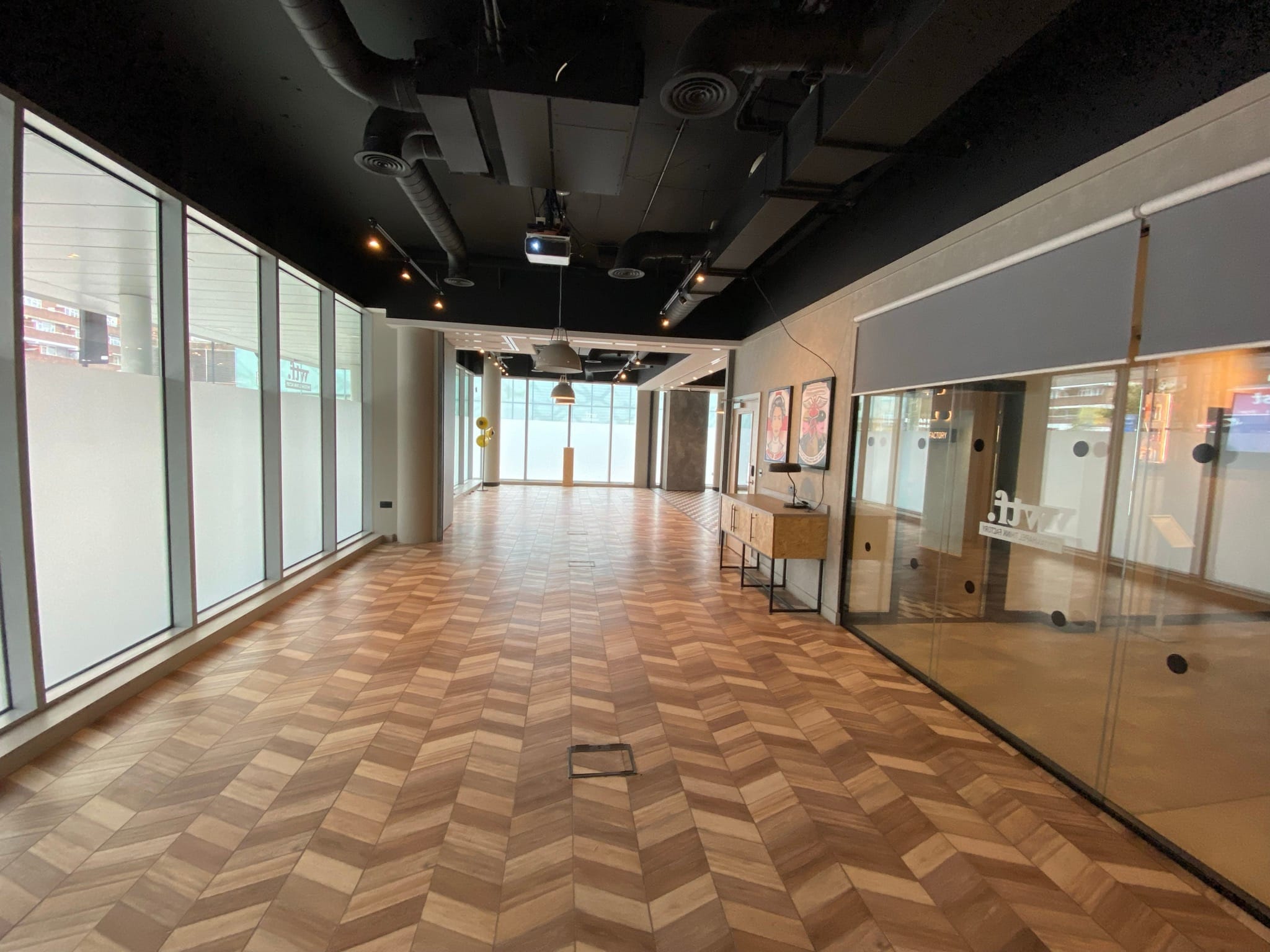 Photo of Holiday Inn London Whitechapel/ Whitechapel Think Factory, Green Room Suite