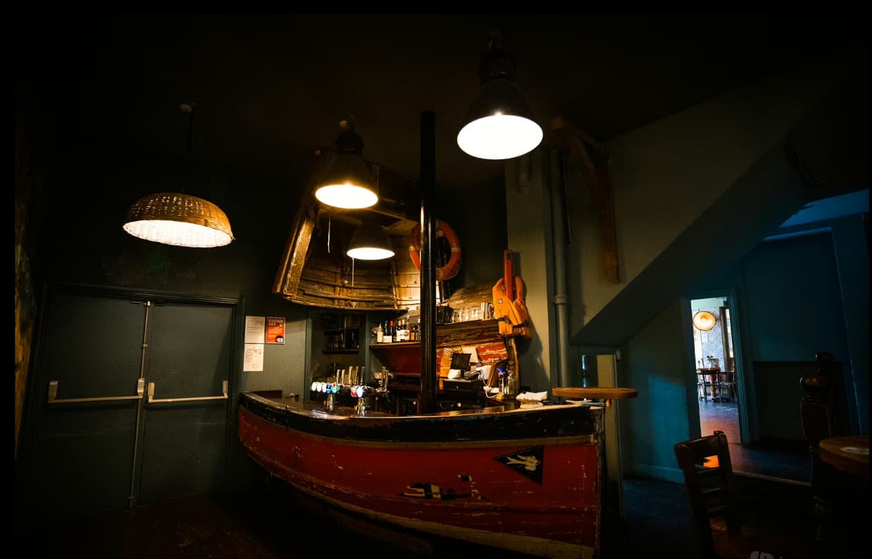 The Thieves photo #2