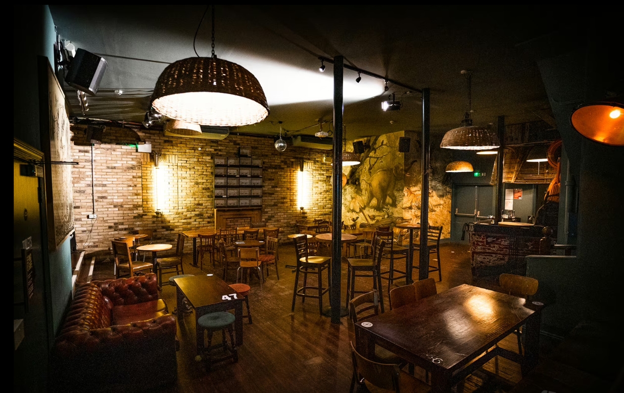 Photo of The Thieves, The Boathouse