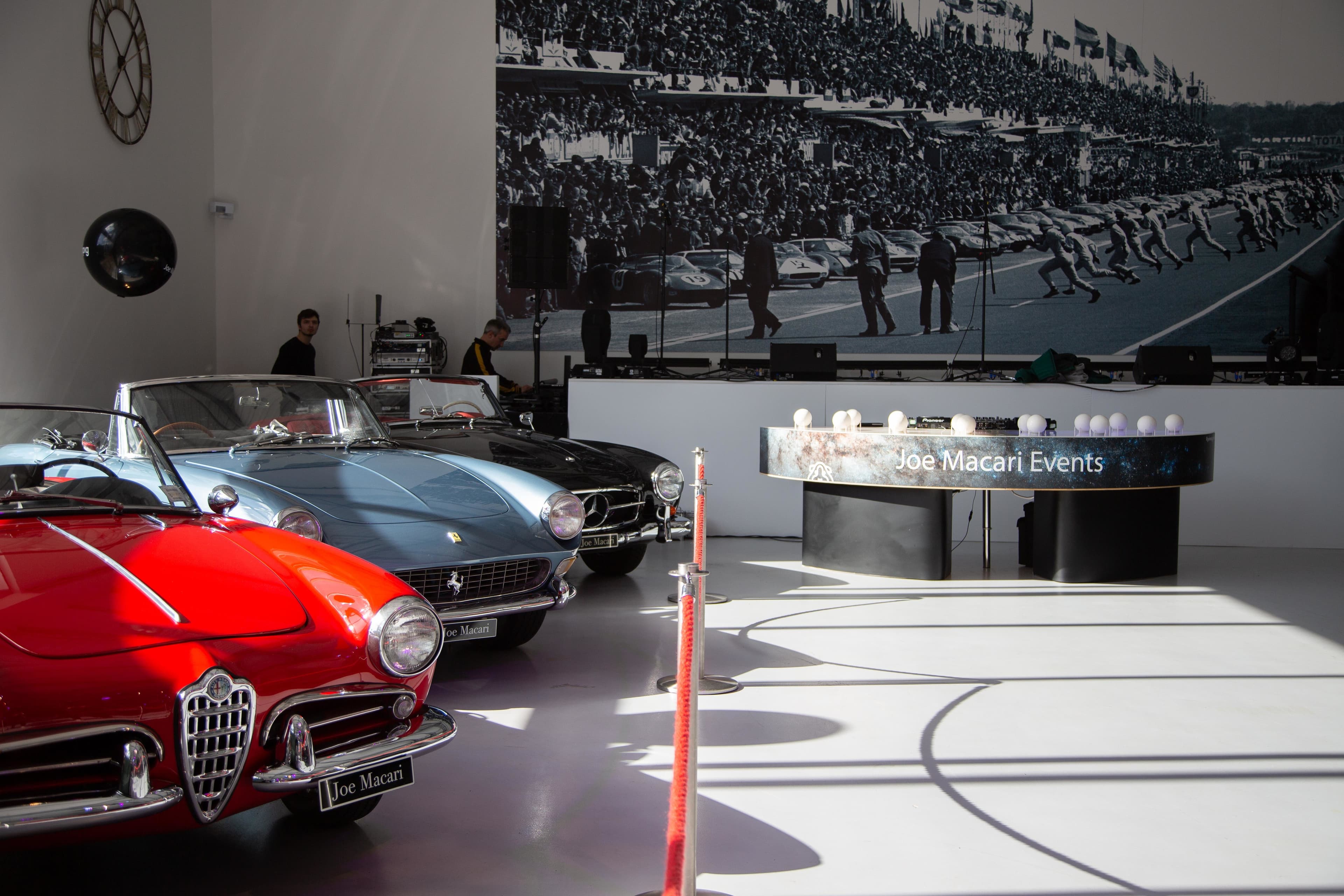 Showroom, Joe Macari Showroom photo #4