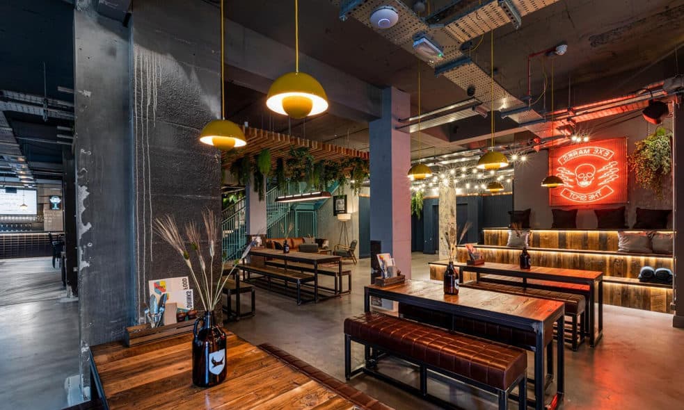 Main Bar