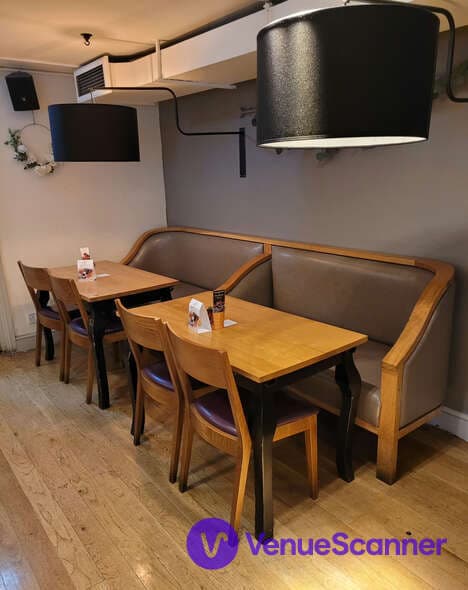 All Bar One New Oxford Street, Mezzanine photo #3