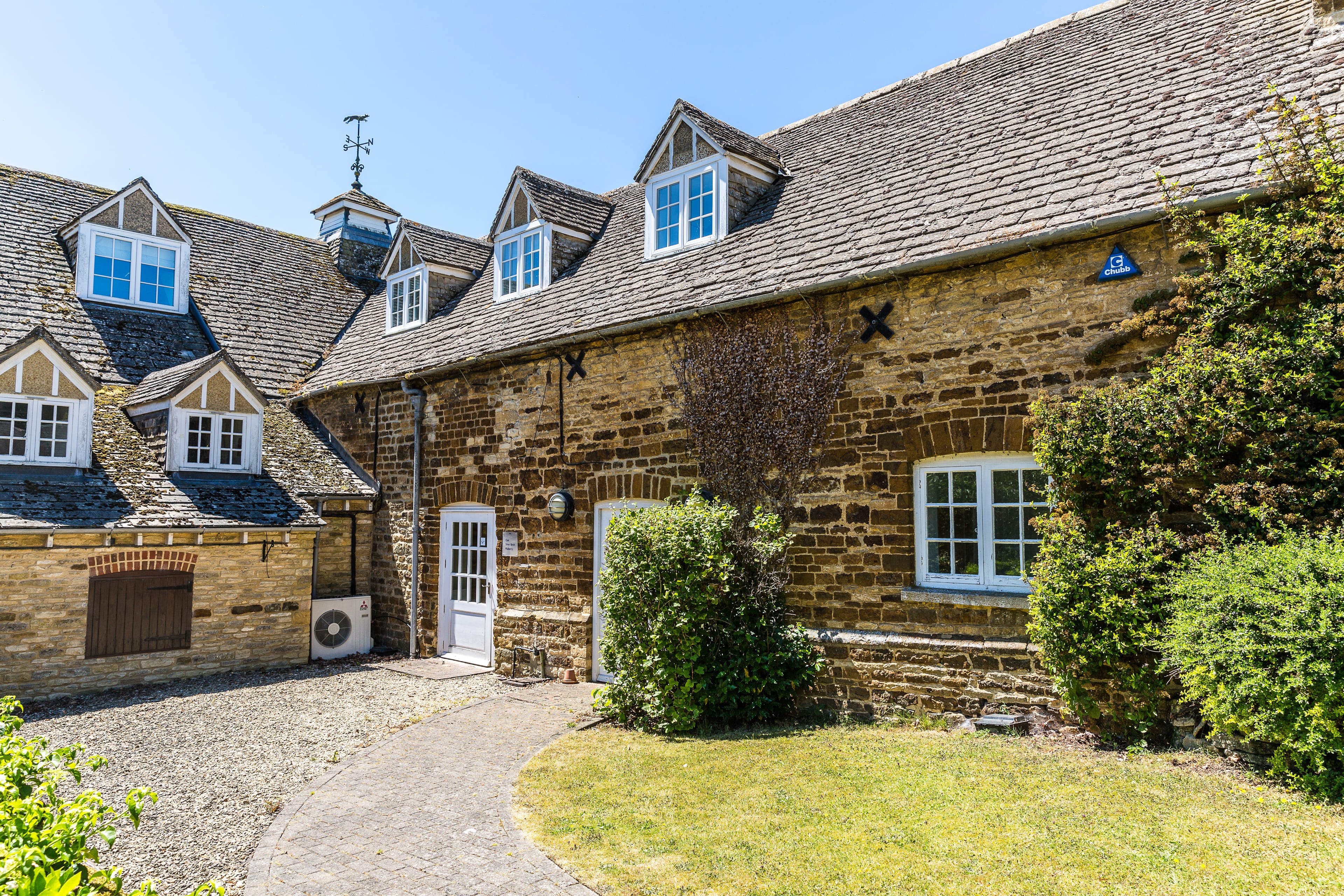 Photo of Middle Aston House, West Wing