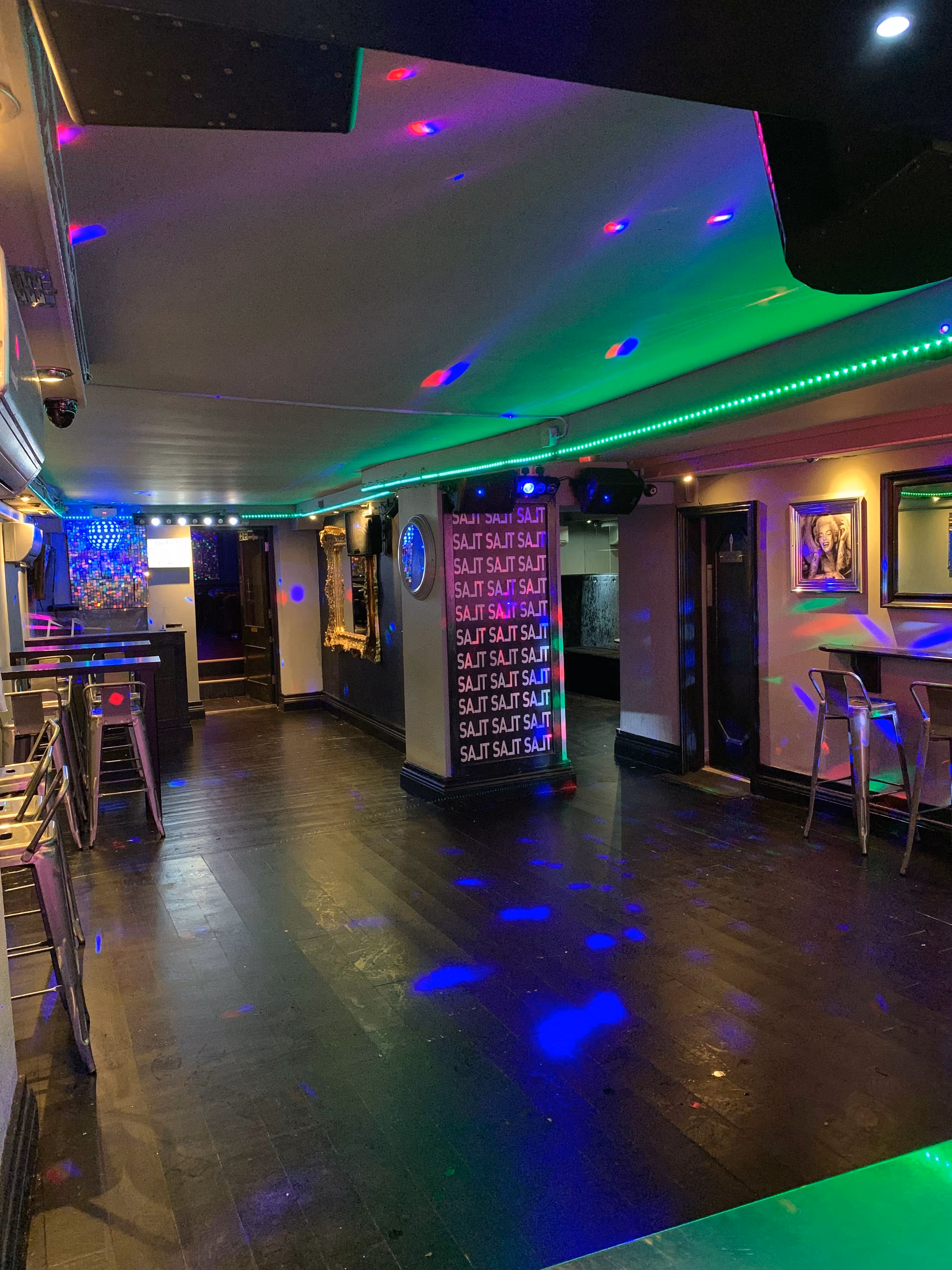 Private Hire, House Of SK photo #1