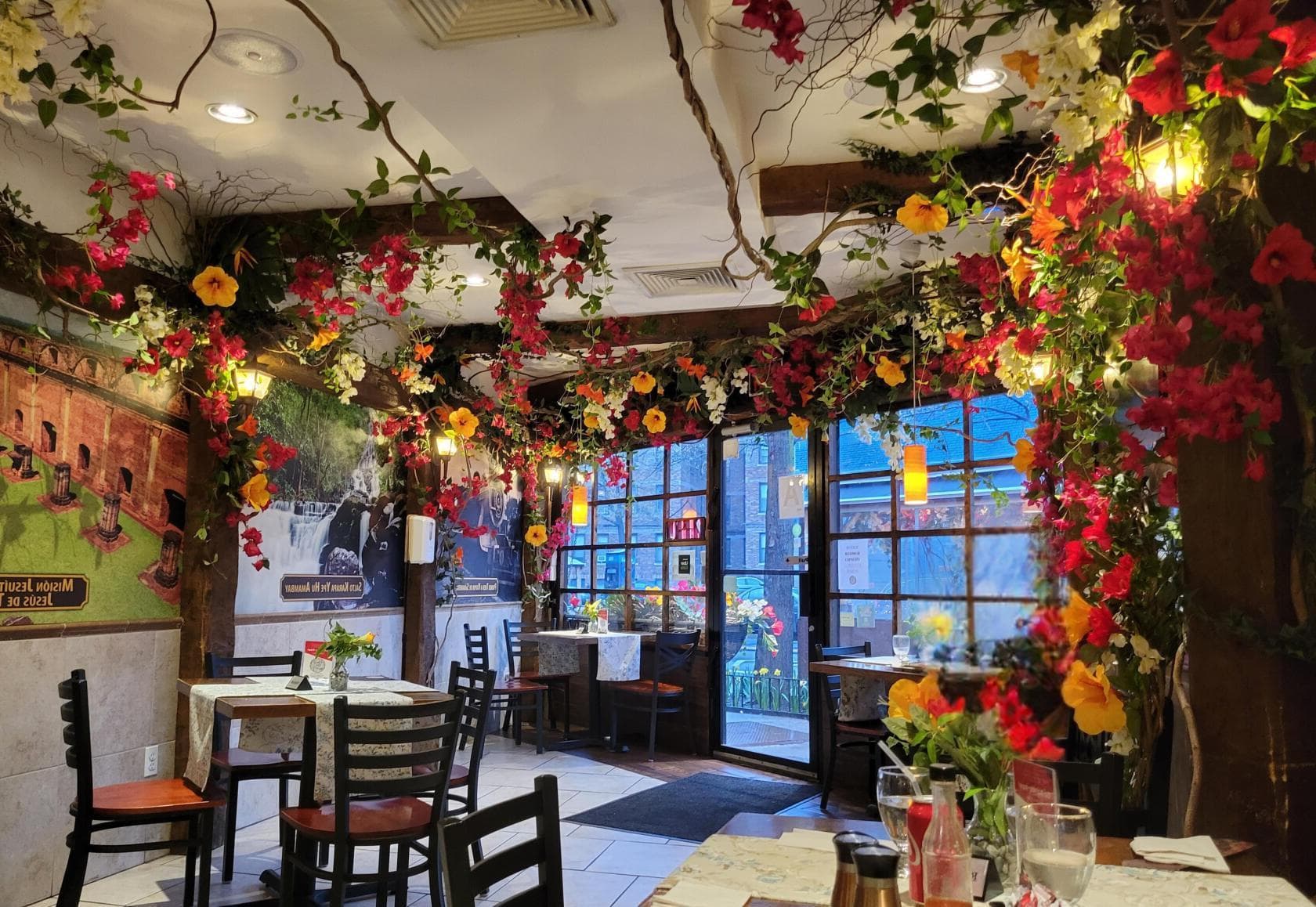 Entire Venue, I Love Paraguay Restaurant photo #1