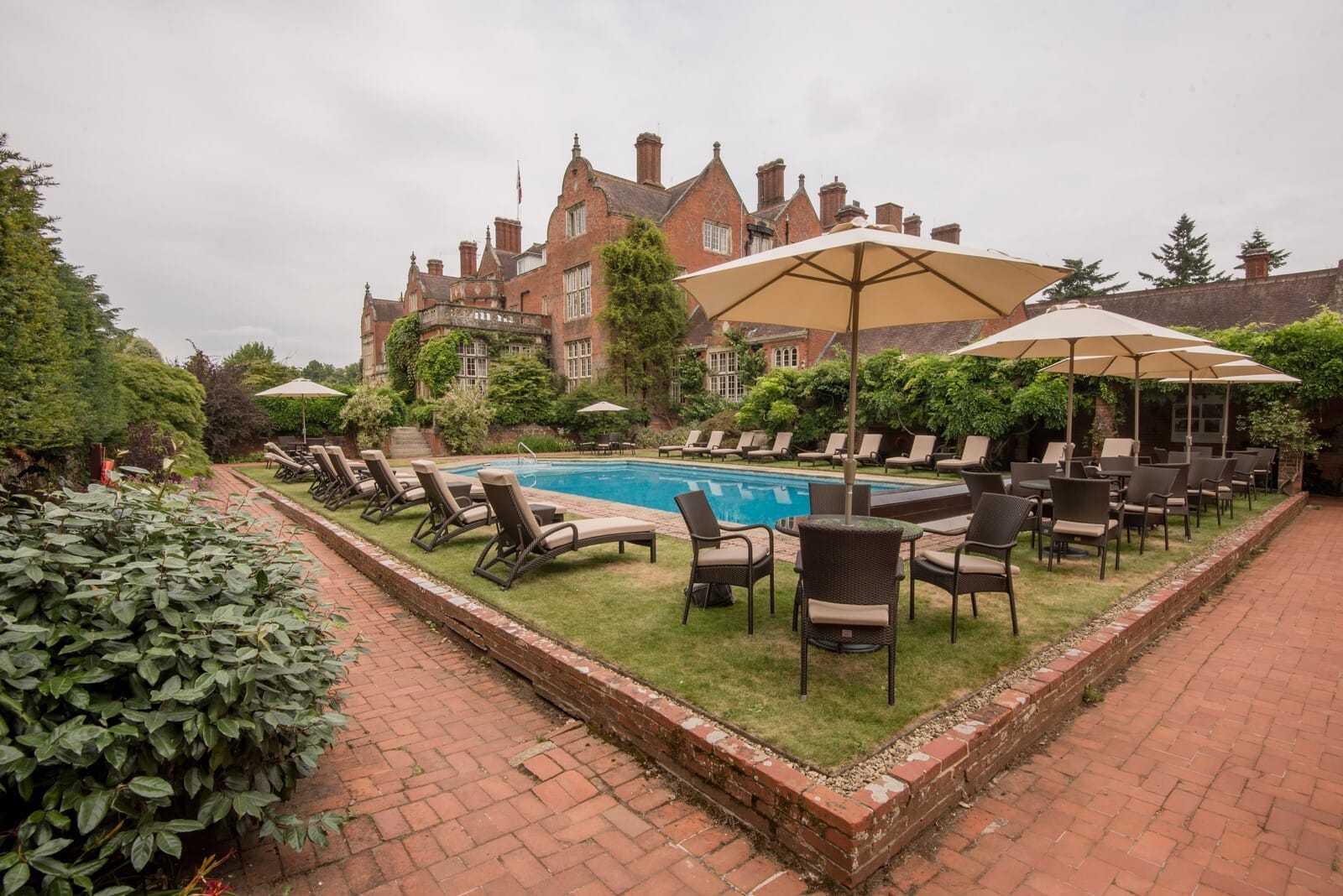 Photo of Tylney Hall, Chestnut Suite