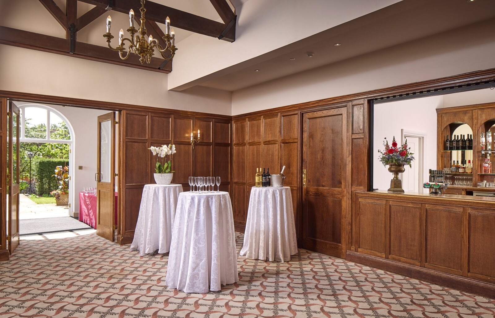 Photo of Tylney Hall, Chestnut Suite