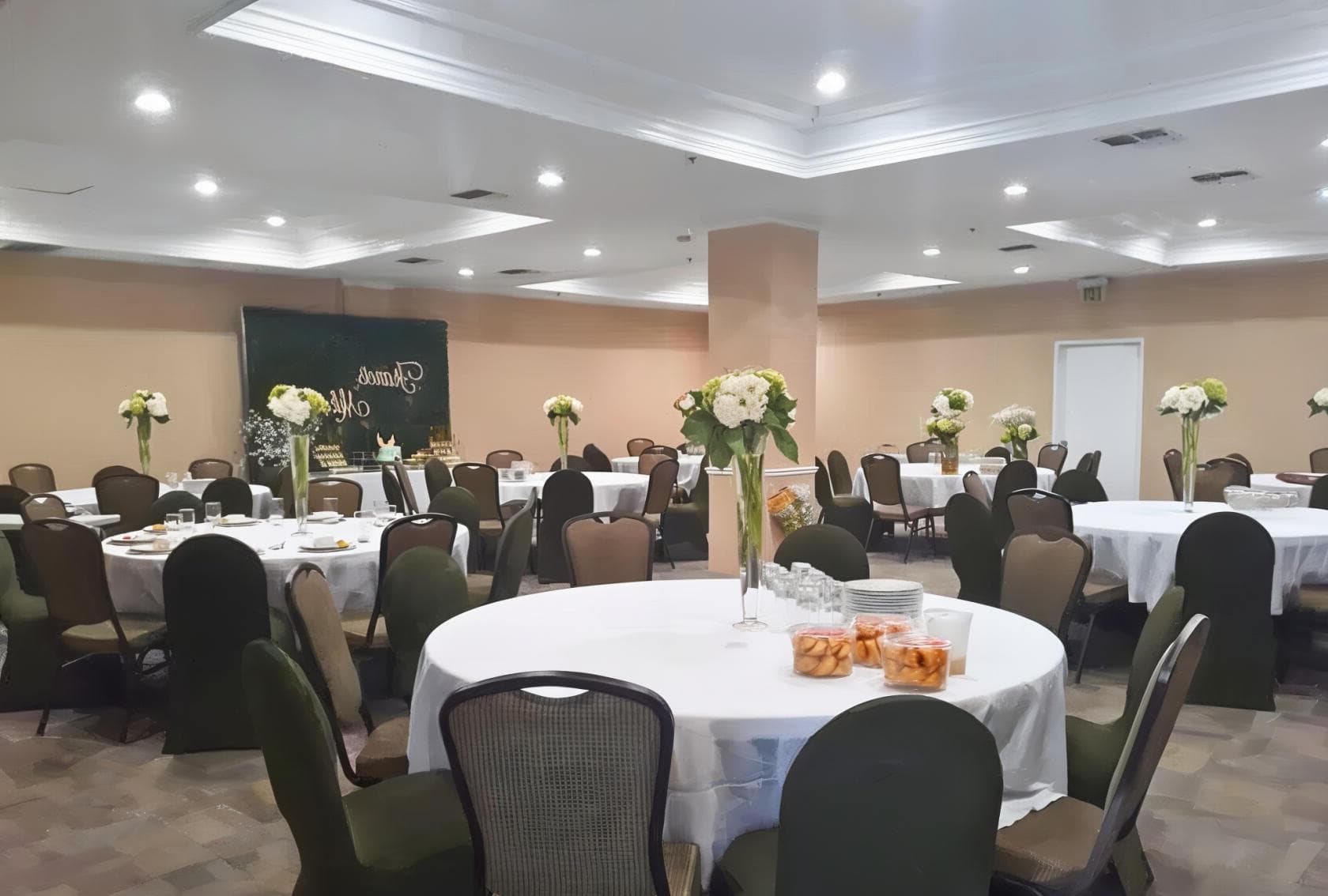 Colorado II, Holiday Inn Express & Suites Pasadena photo #1