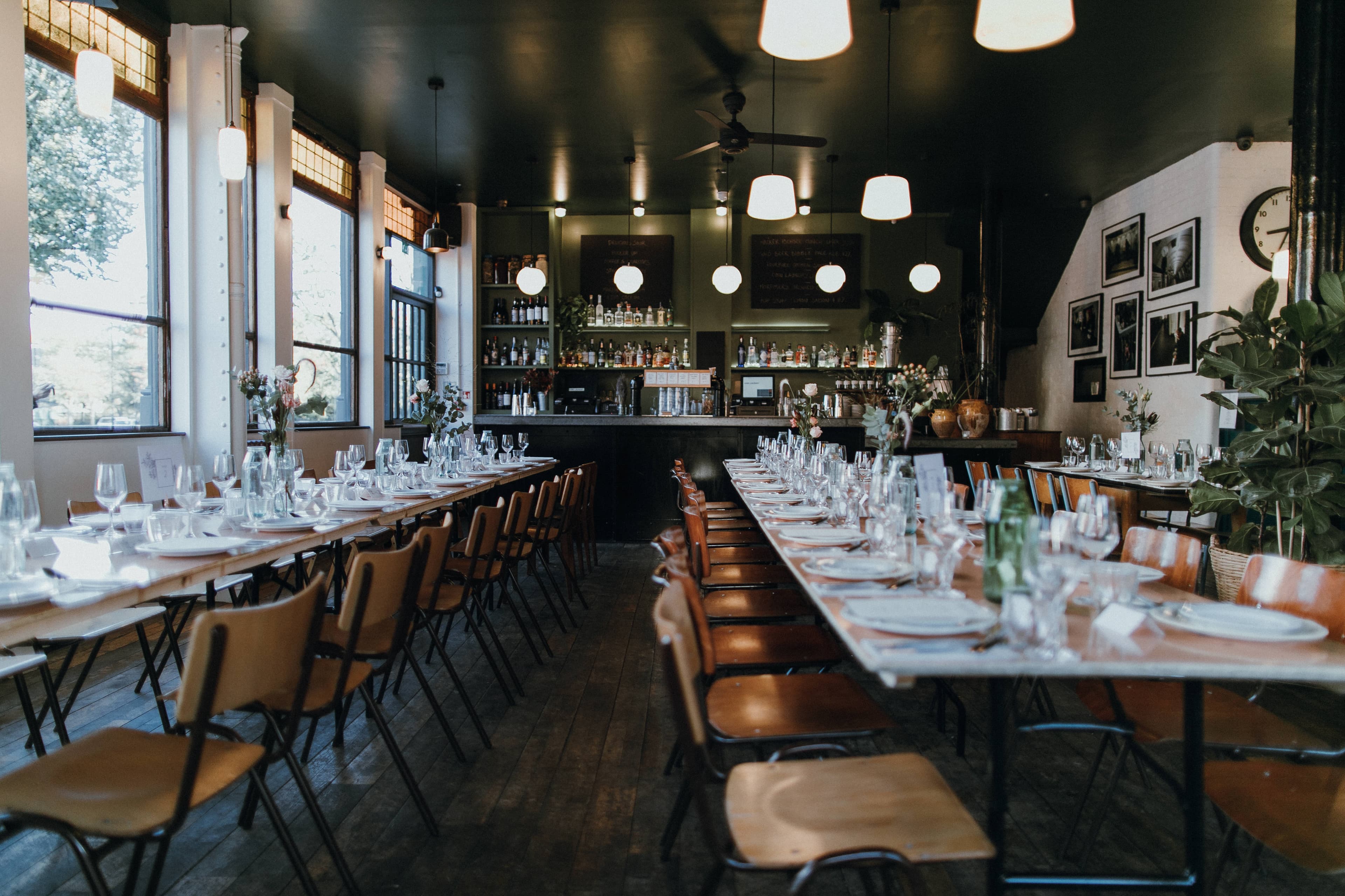 Christmas Hire, Coin Laundry photo #3