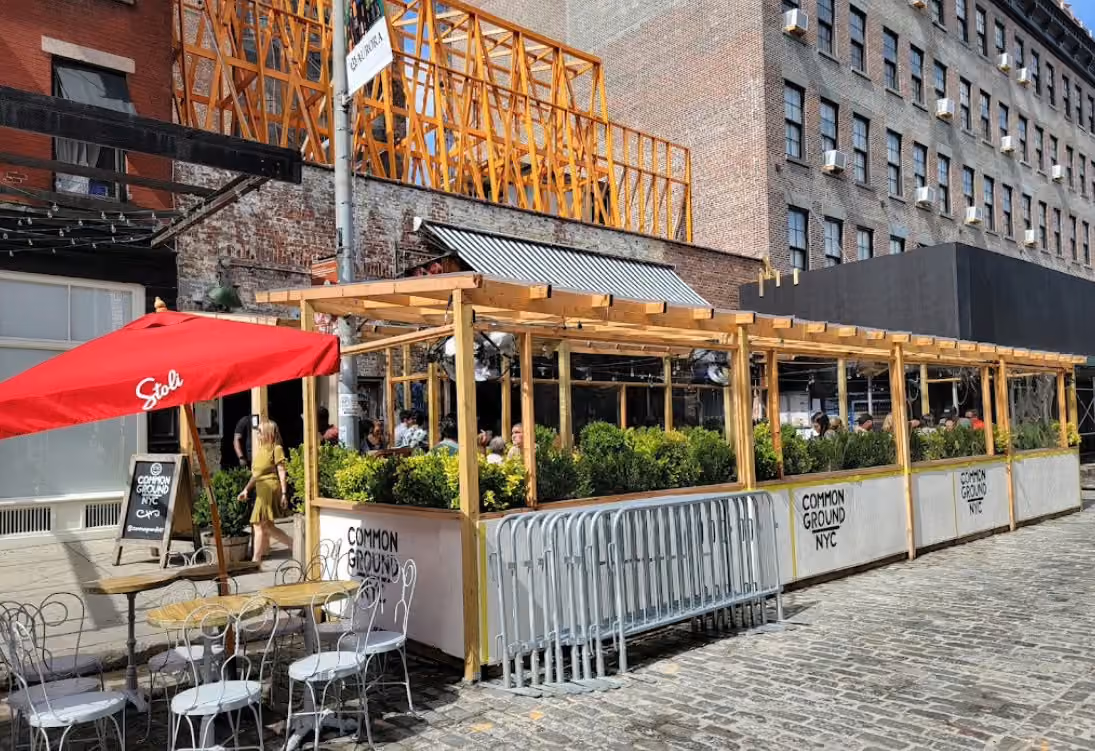 Outdoor Patio, Common Ground Bar photo #2