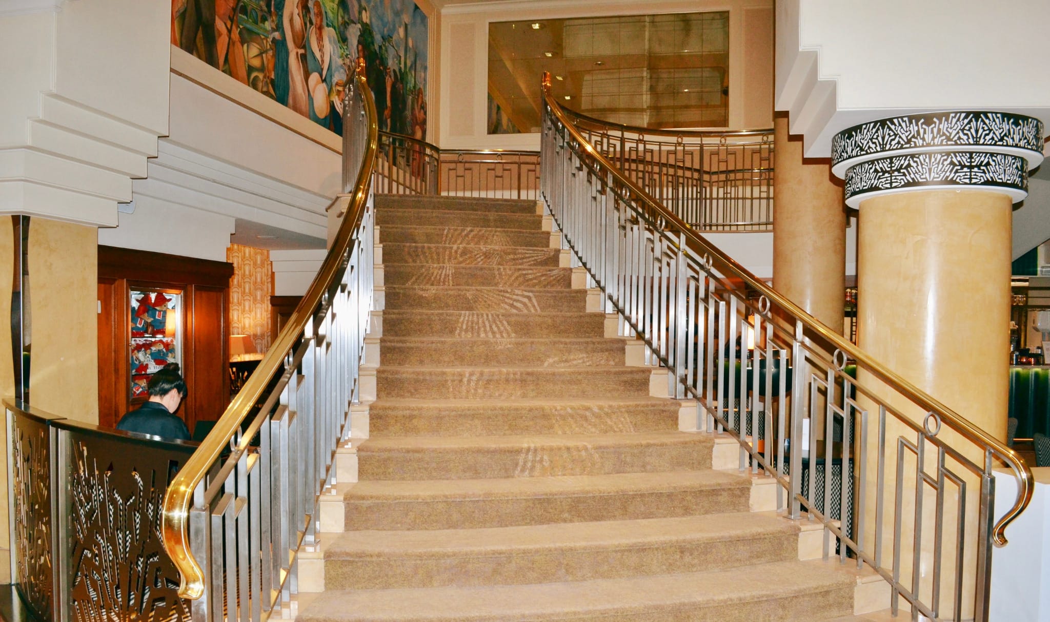 Photo of Hilton London Paddington, Comet