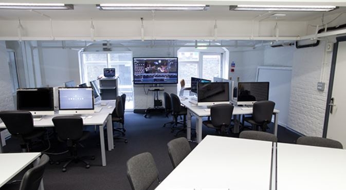 Photo of 01zero One, Mac Room