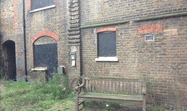 Photo of 01zero One, Courtyards